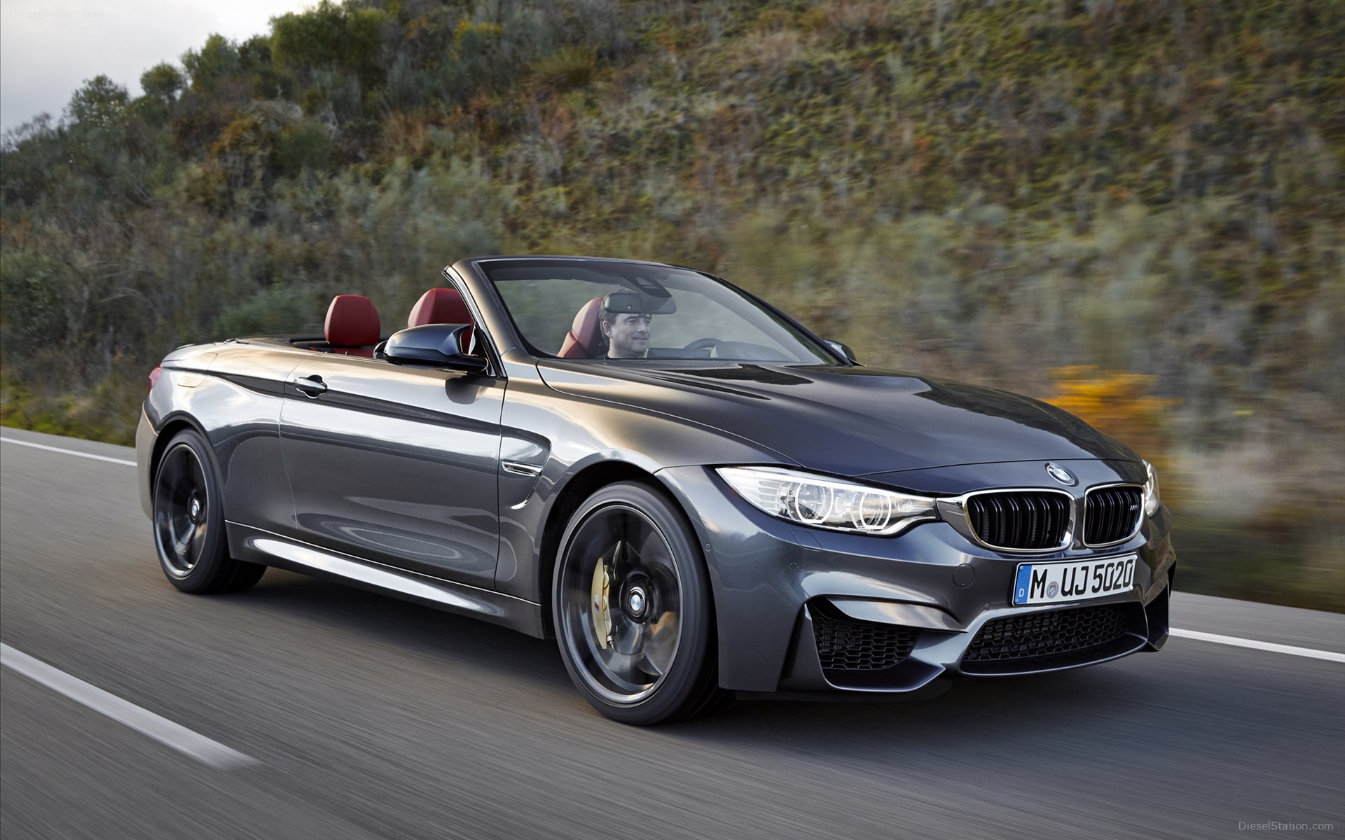 BMW M4 Convertible 2015