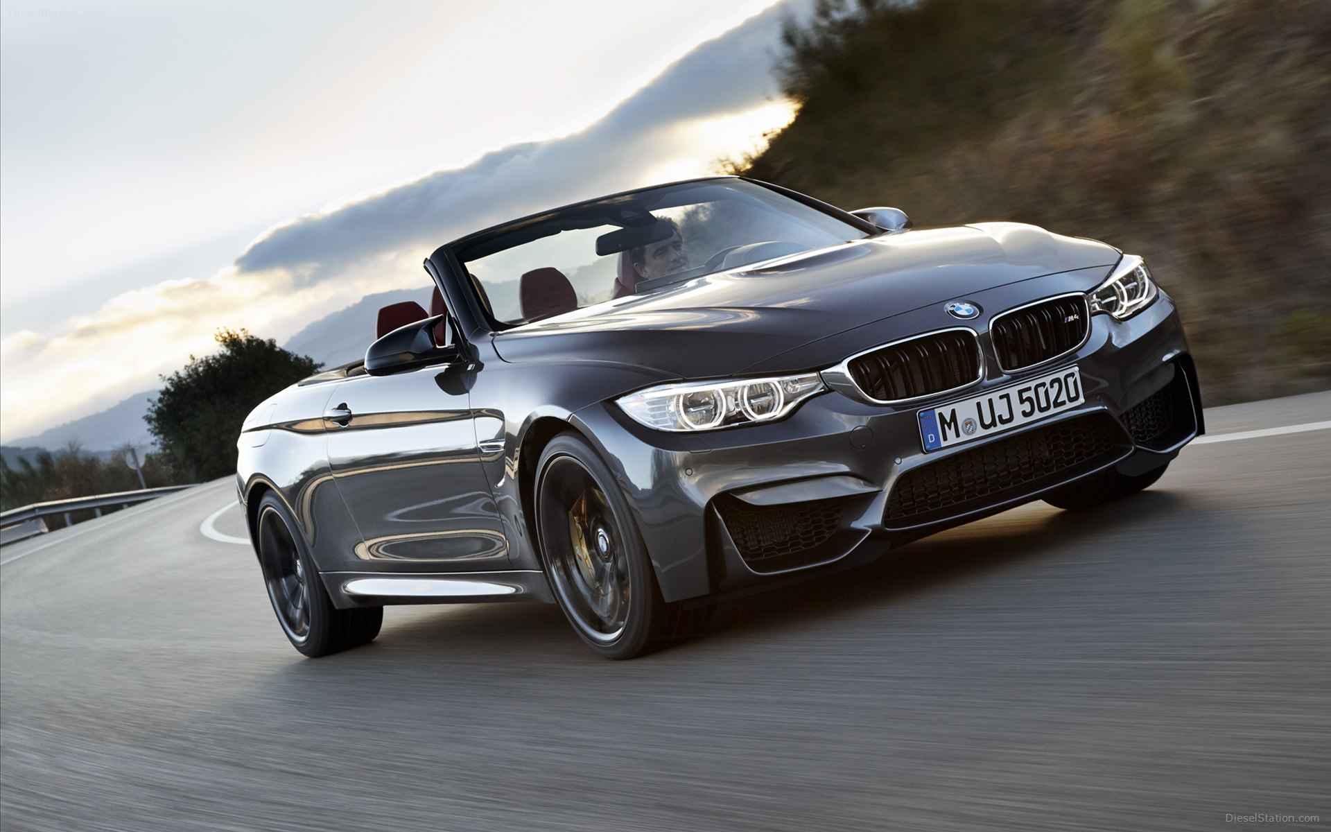 BMW M4 Convertible 2015