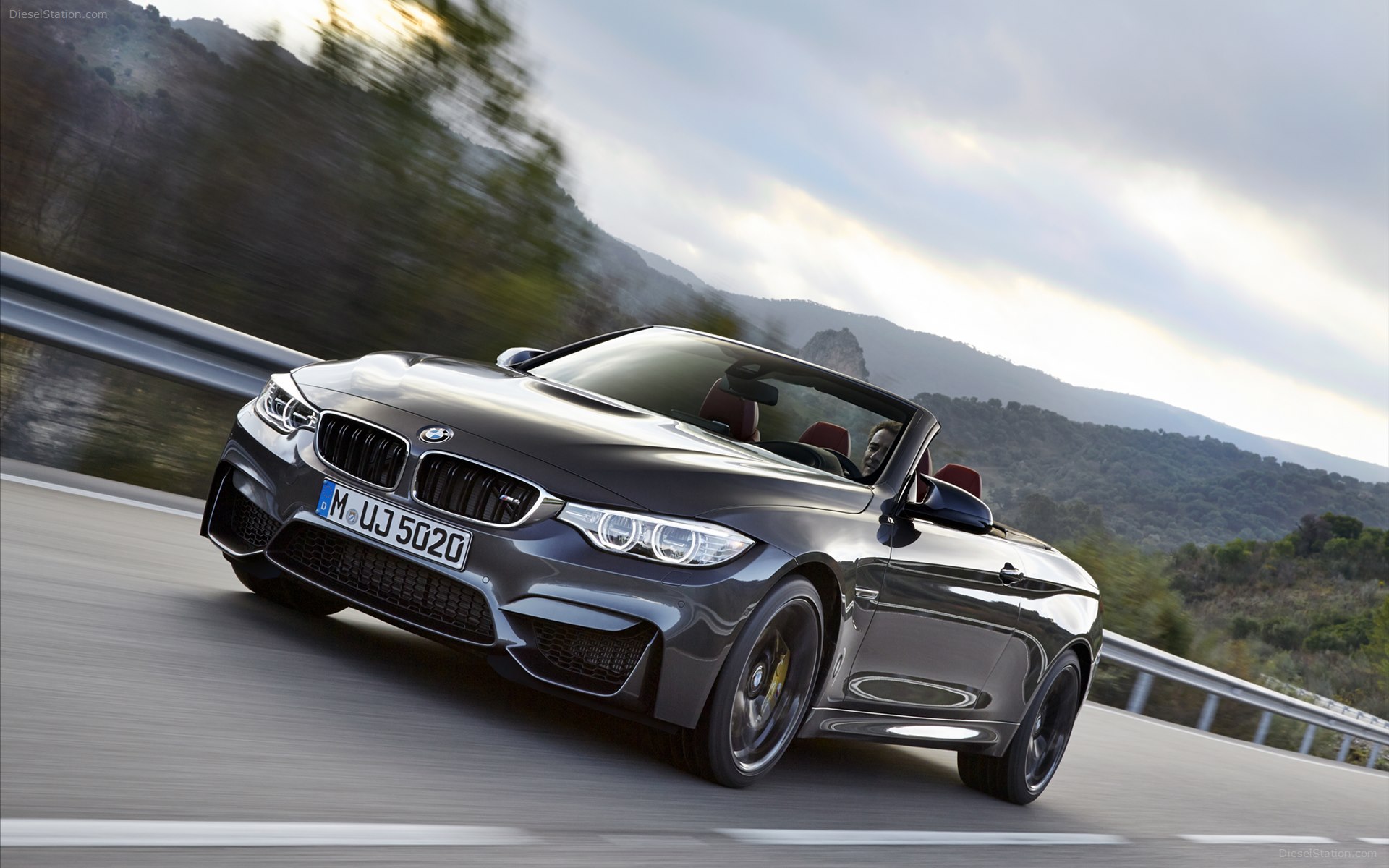BMW M4 Convertible 2015
