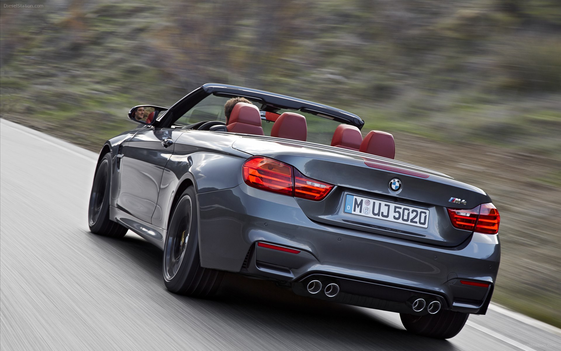BMW M4 Convertible 2015