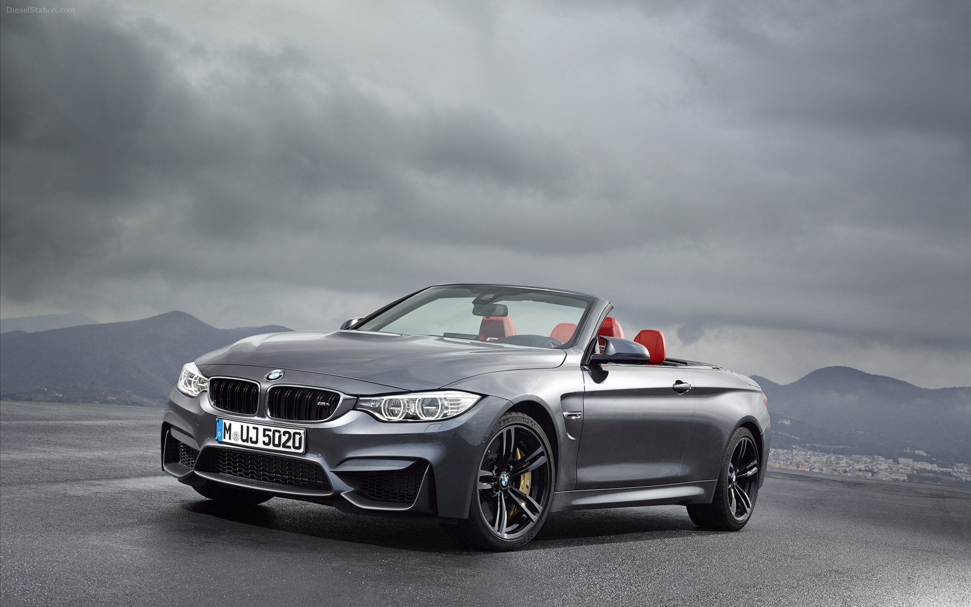 BMW M4 Convertible 2015