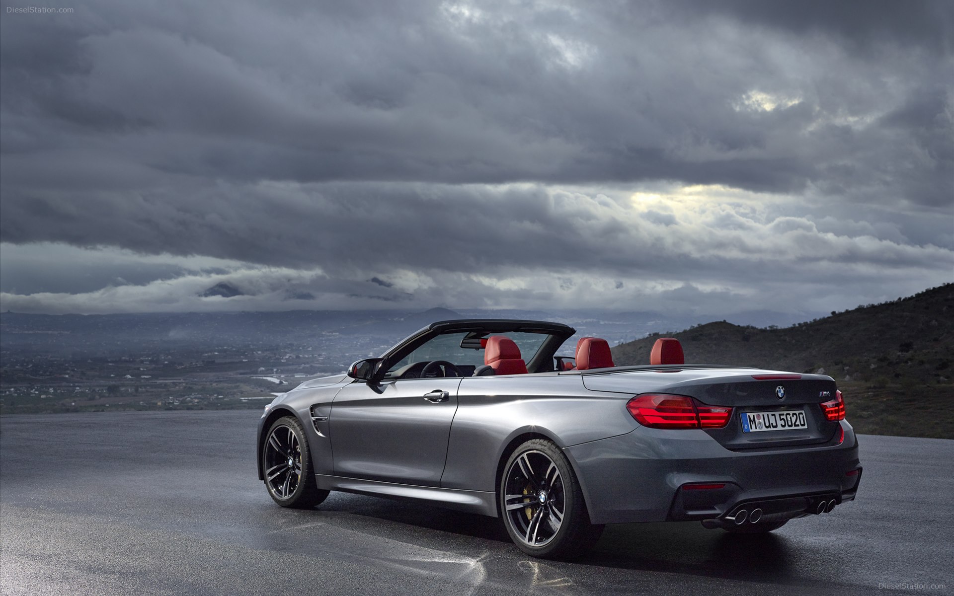 BMW M4 Convertible 2015