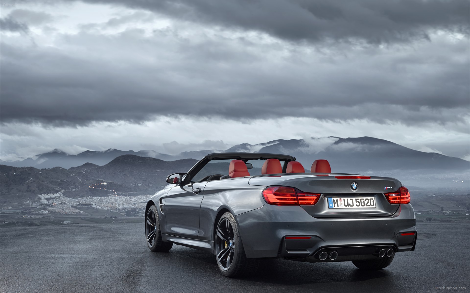 BMW M4 Convertible 2015