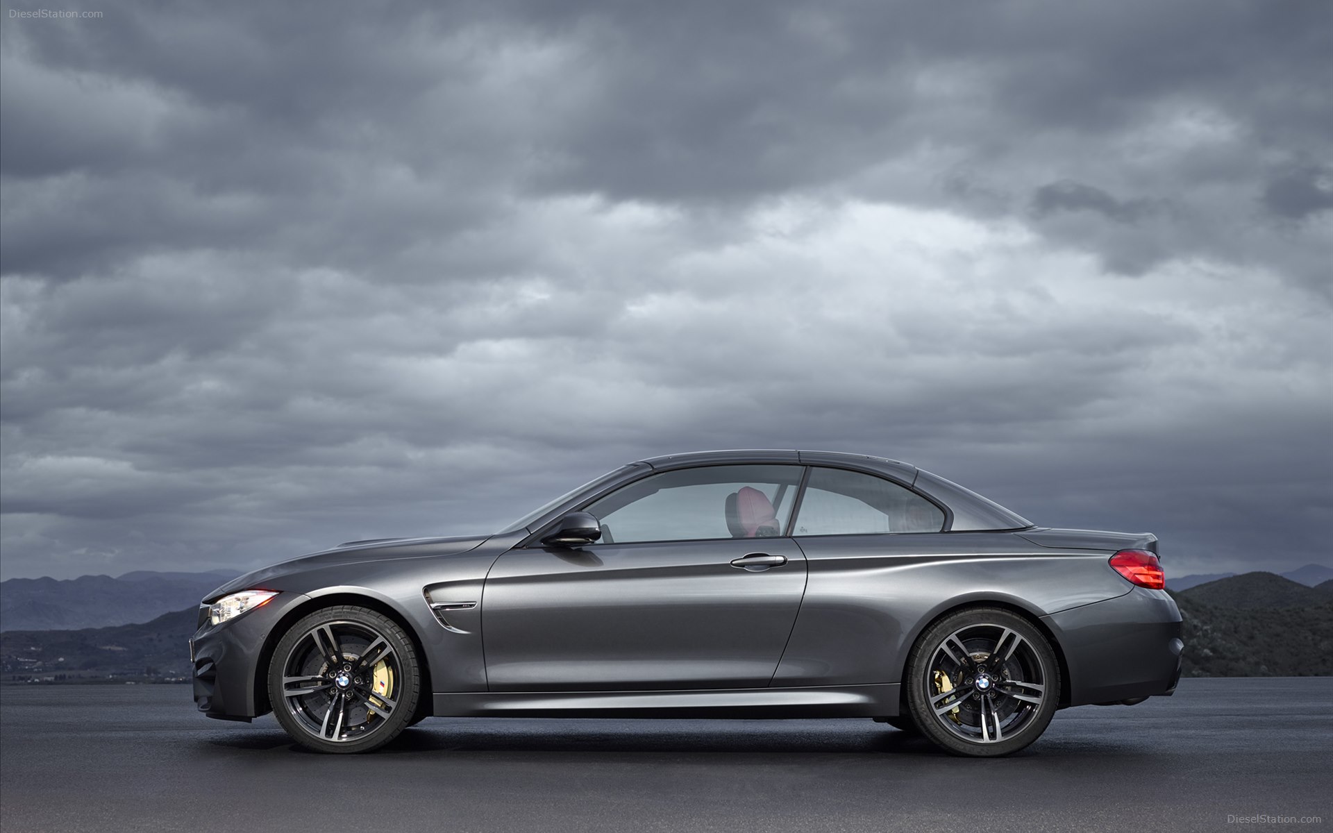 BMW M4 Convertible 2015