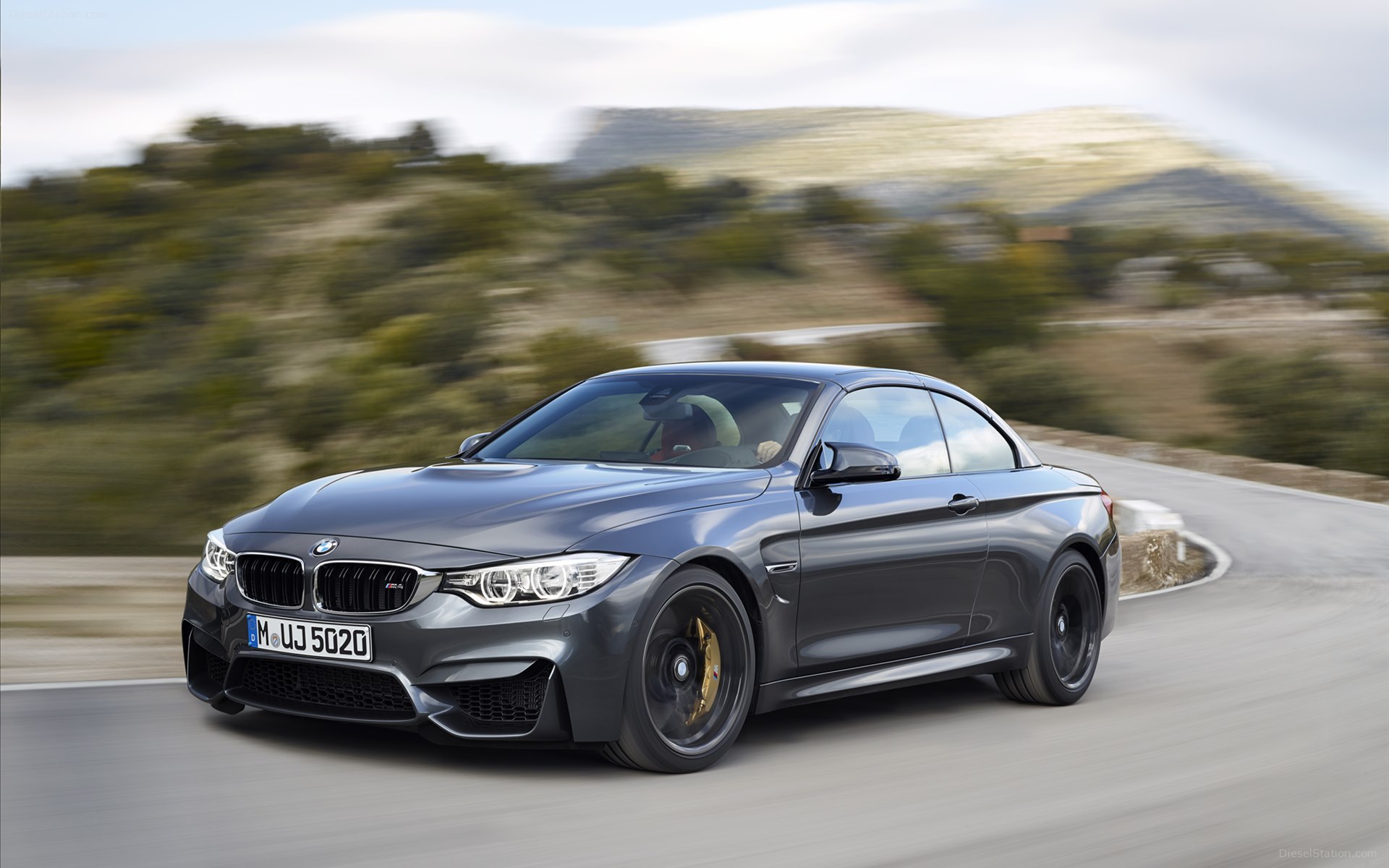 BMW M4 Convertible 2015