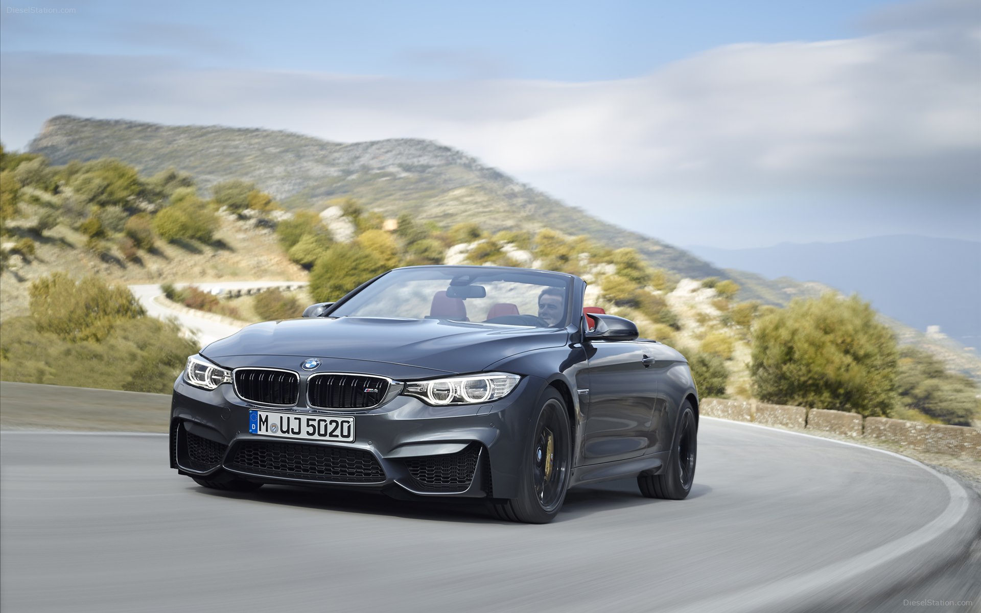 BMW M4 Convertible 2015