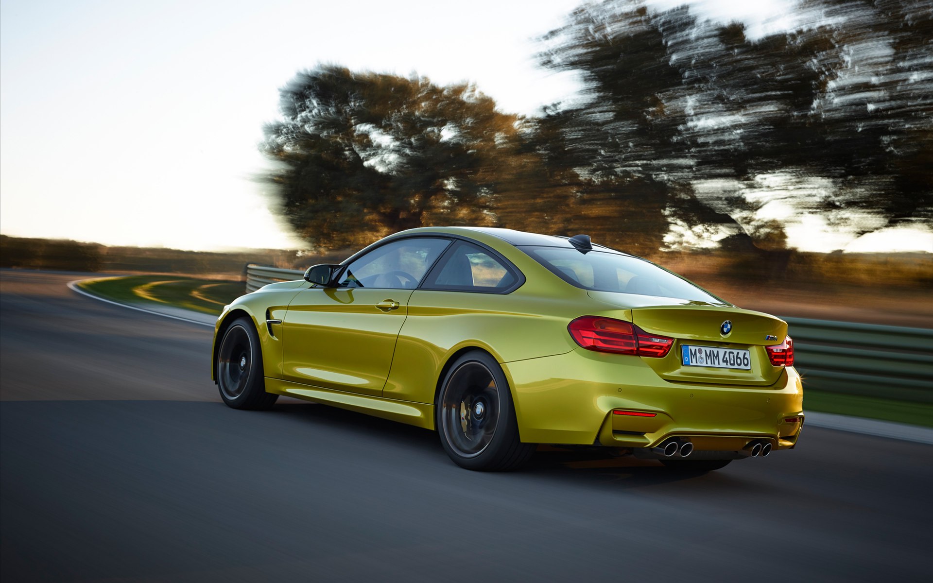 BMW M4 Coupe 2015