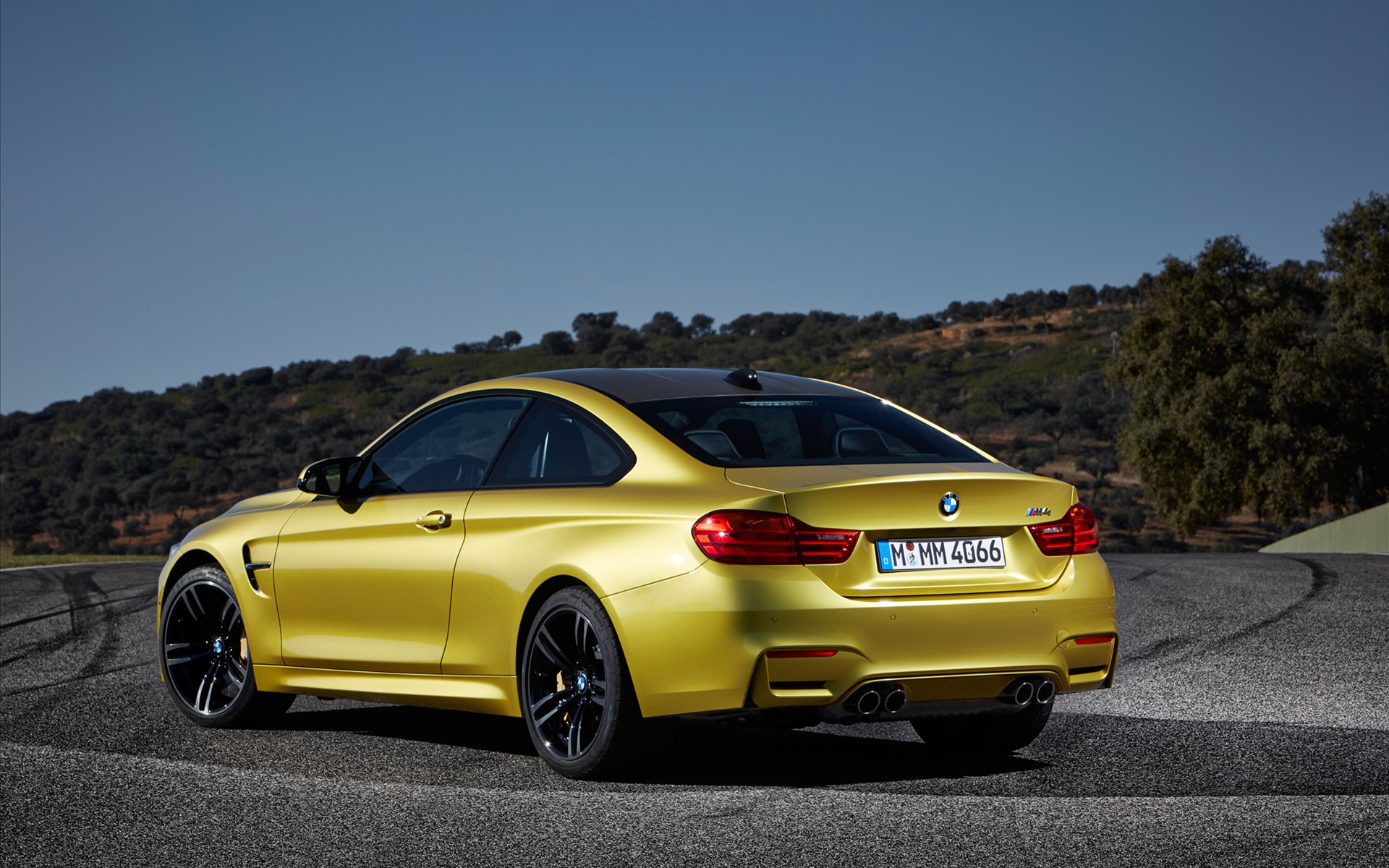 BMW M4 Coupe 2015