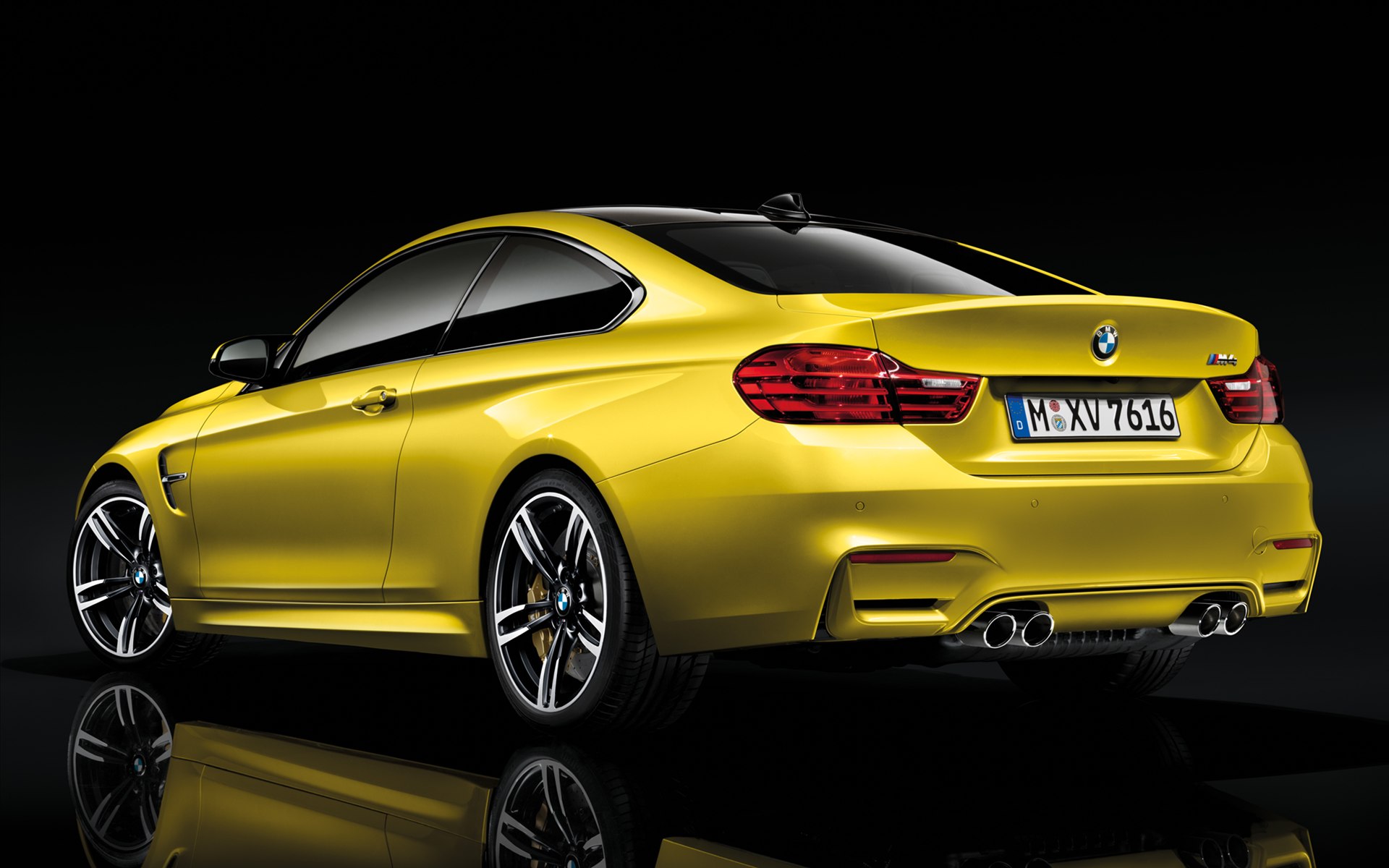 BMW M4 Coupe 2015