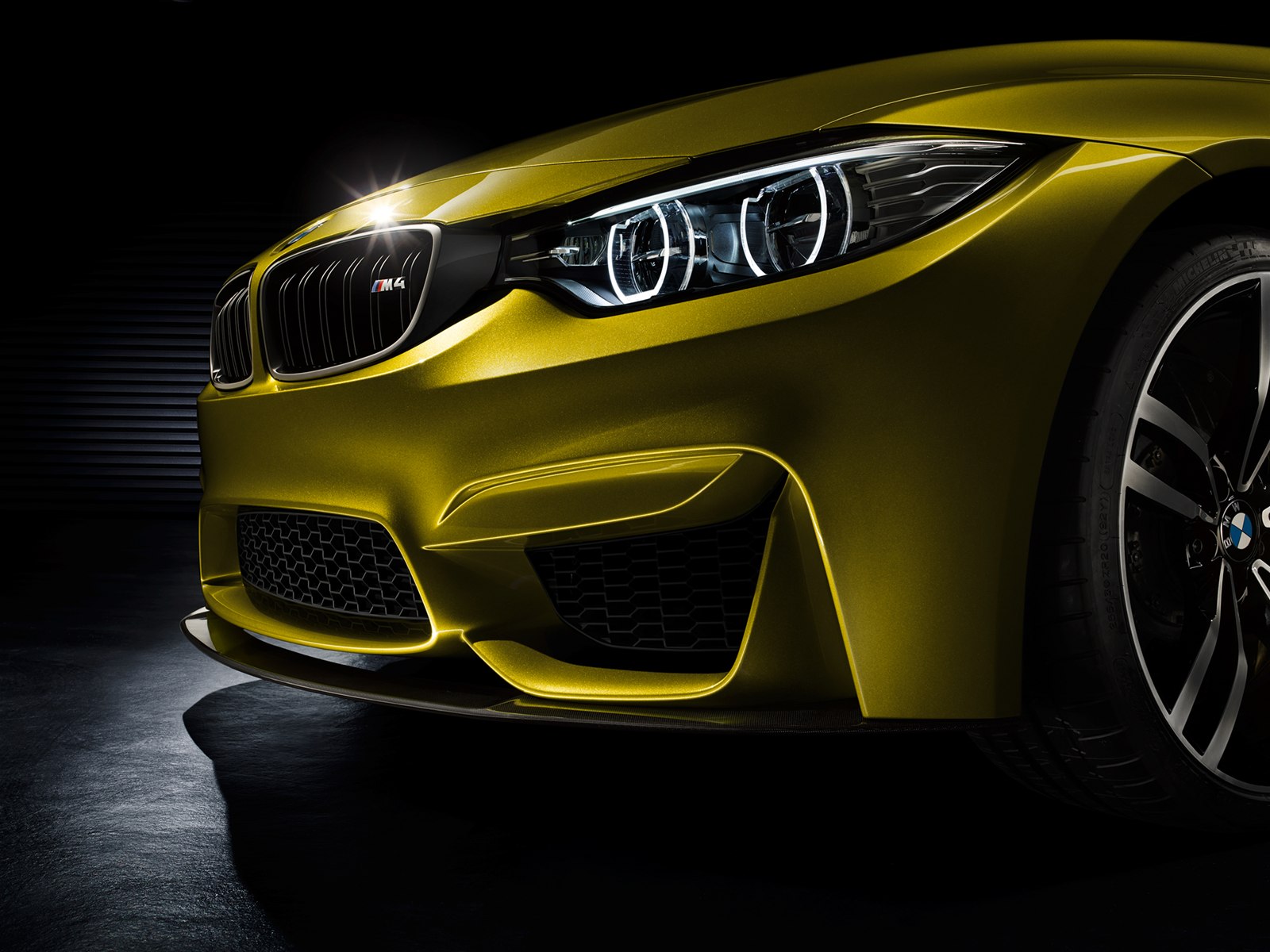 BMW M4 Coupe Concept 2013