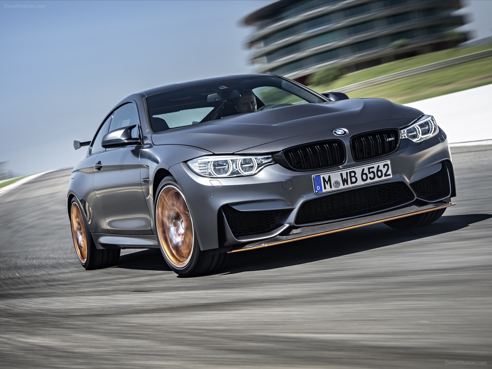 BMW M4 GTS 2016