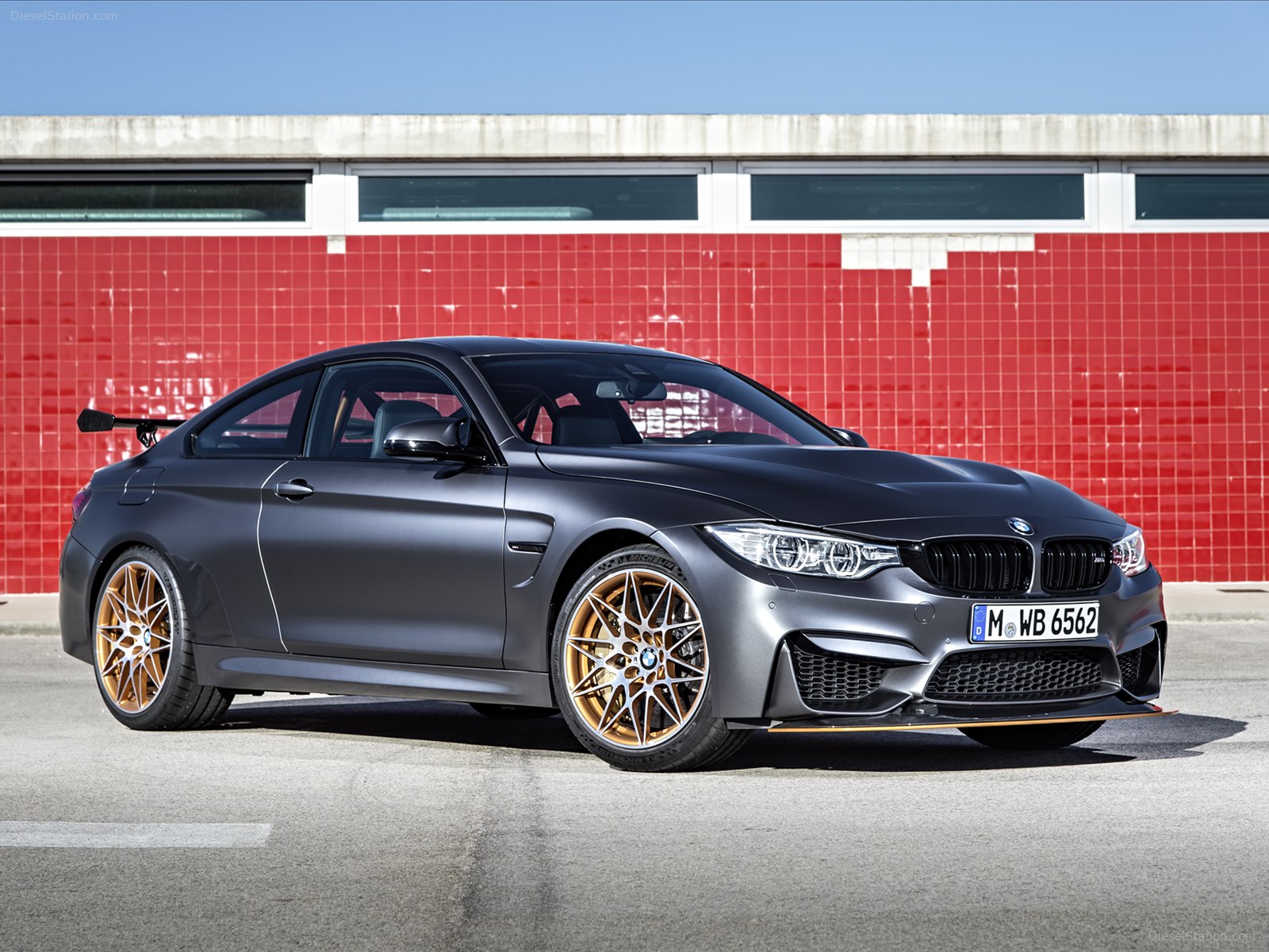 BMW M4 GTS 2016