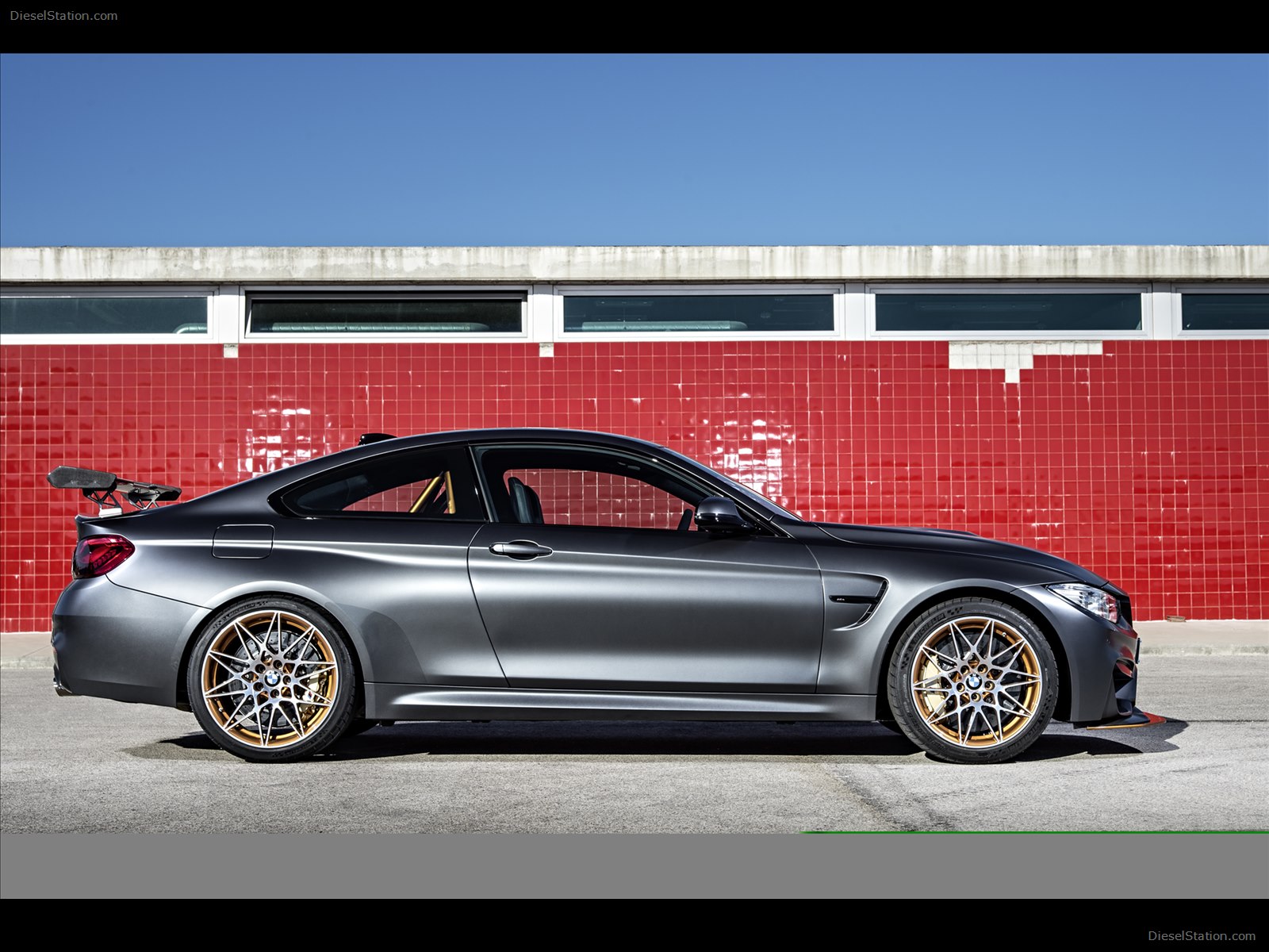 BMW M4 GTS 2016