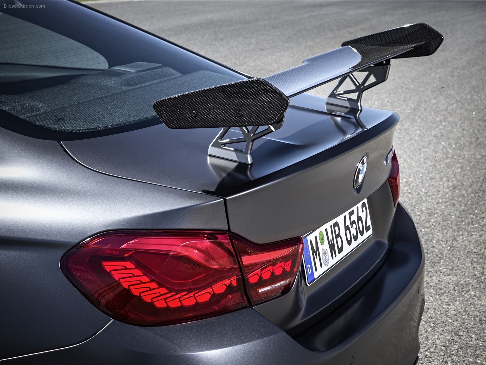 BMW M4 GTS 2016