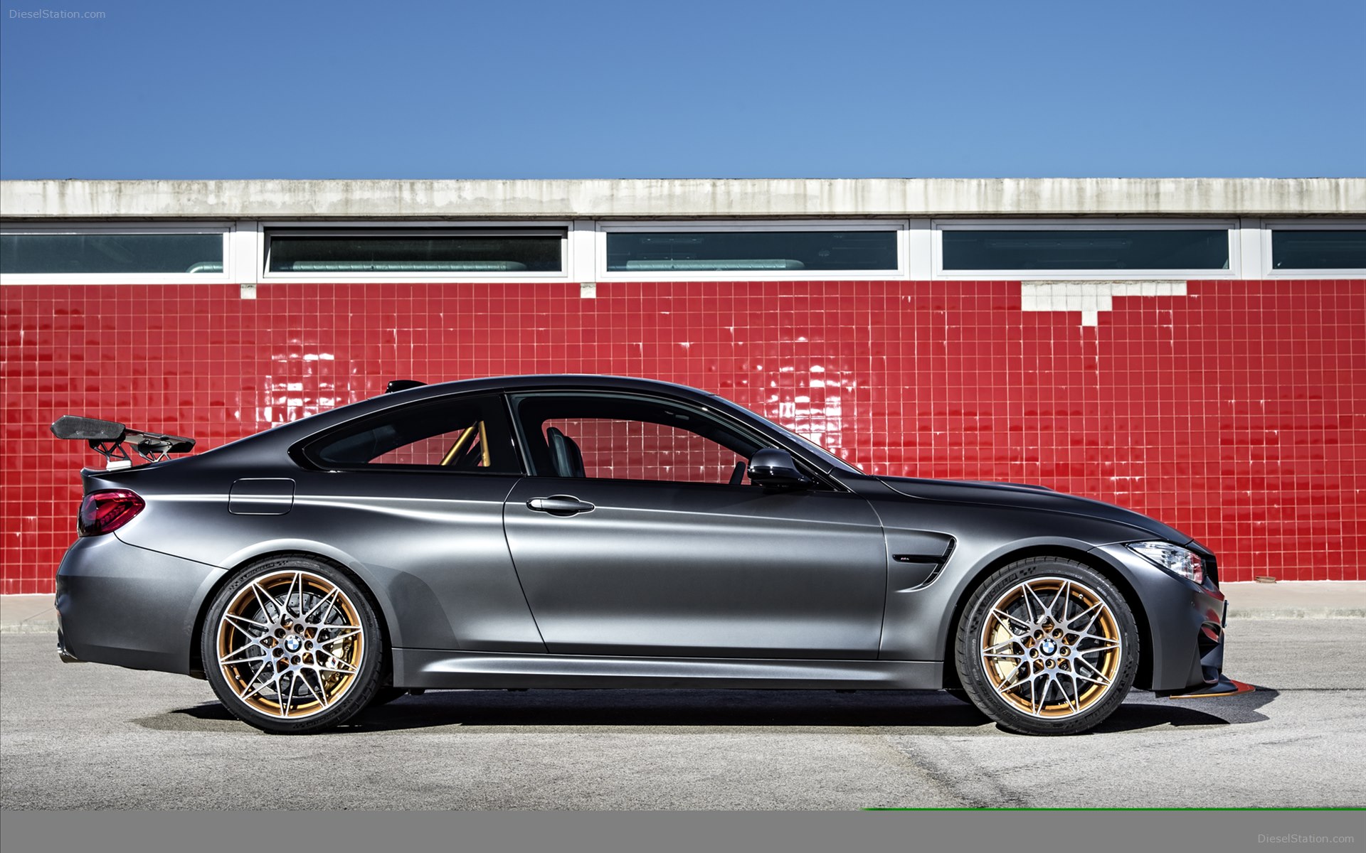BMW M4 GTS 2016