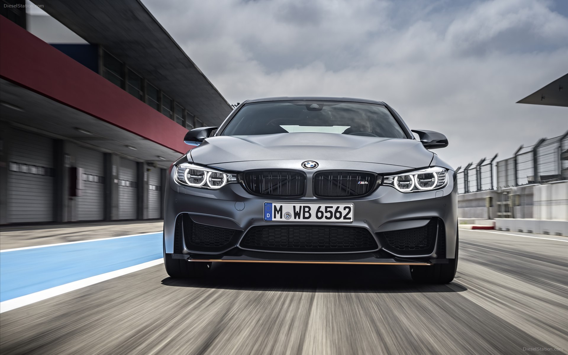 BMW M4 GTS 2016