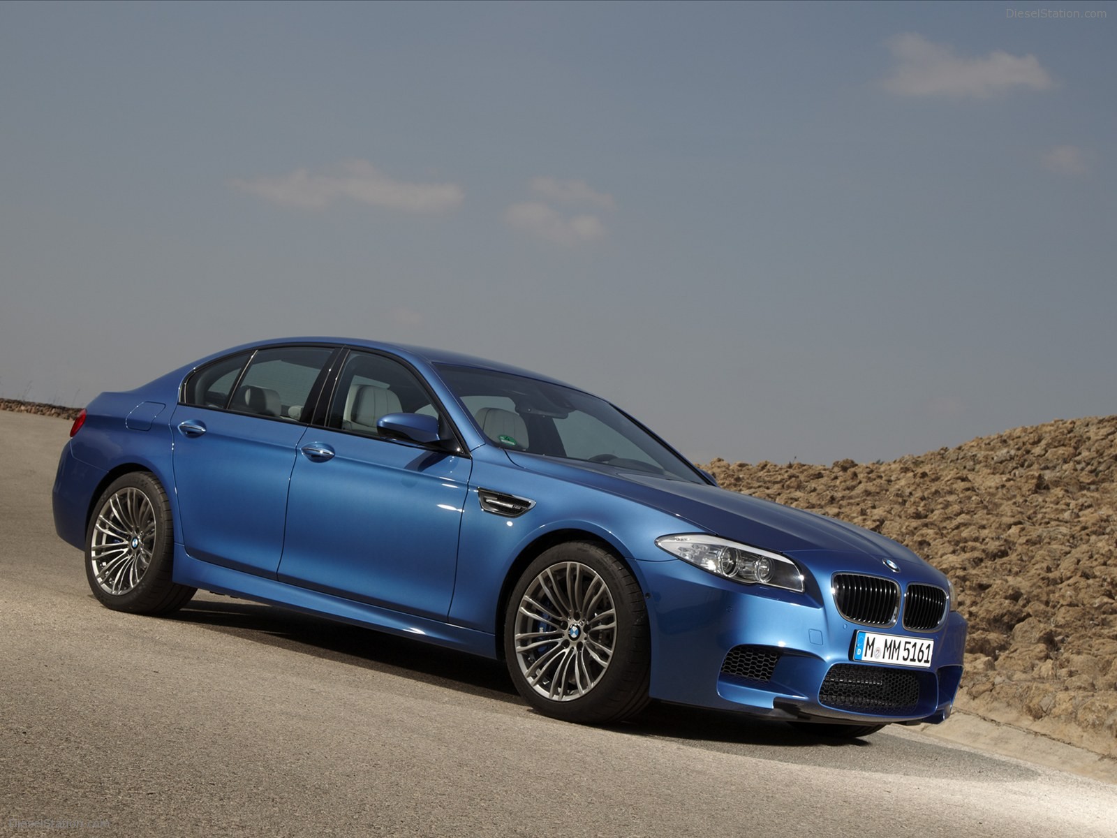 BMW M5 2013