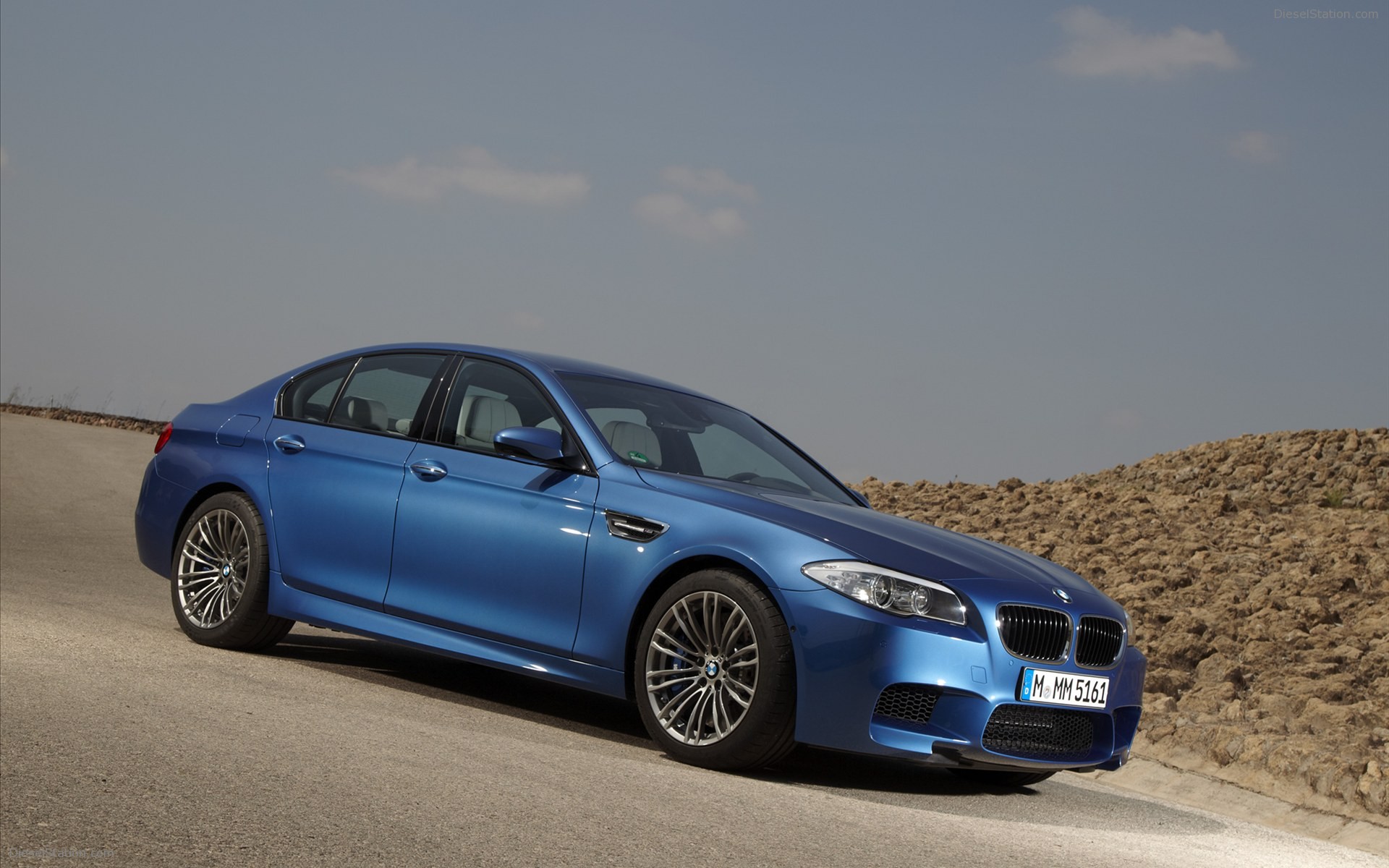 BMW M5 2013
