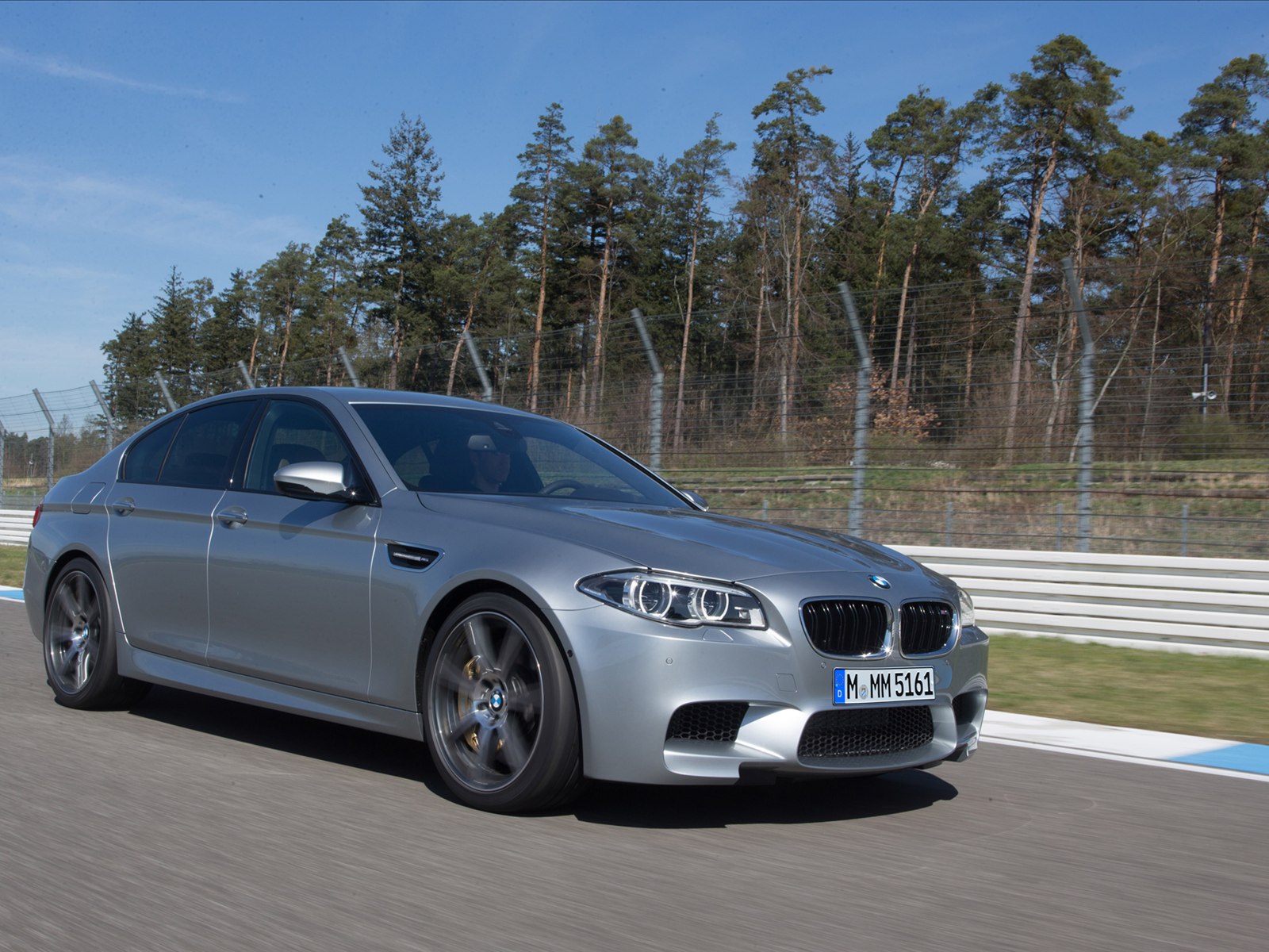 BMW M5 2014