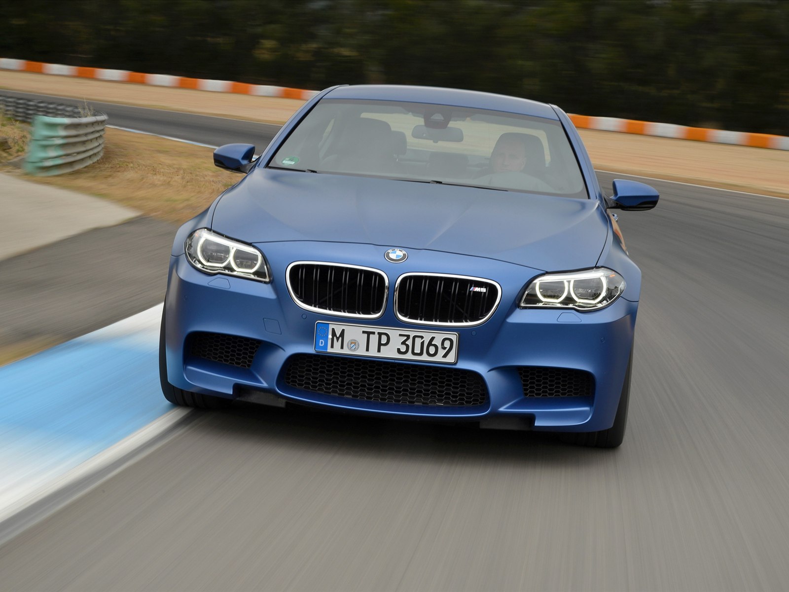 BMW M5 2014