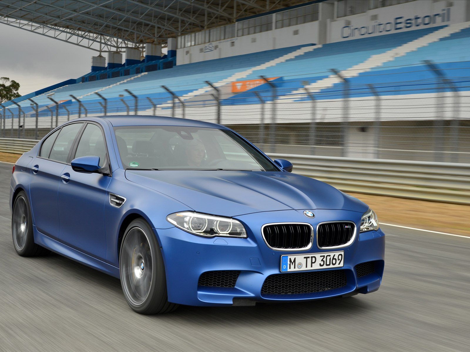 BMW M5 2014
