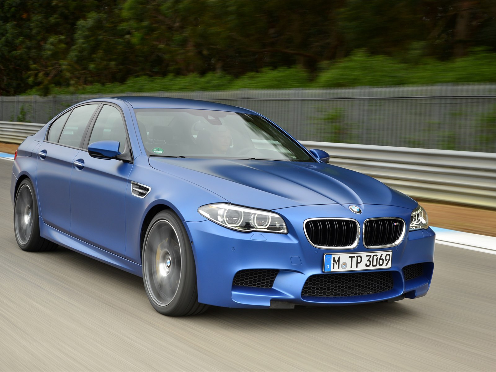 BMW M5 2014