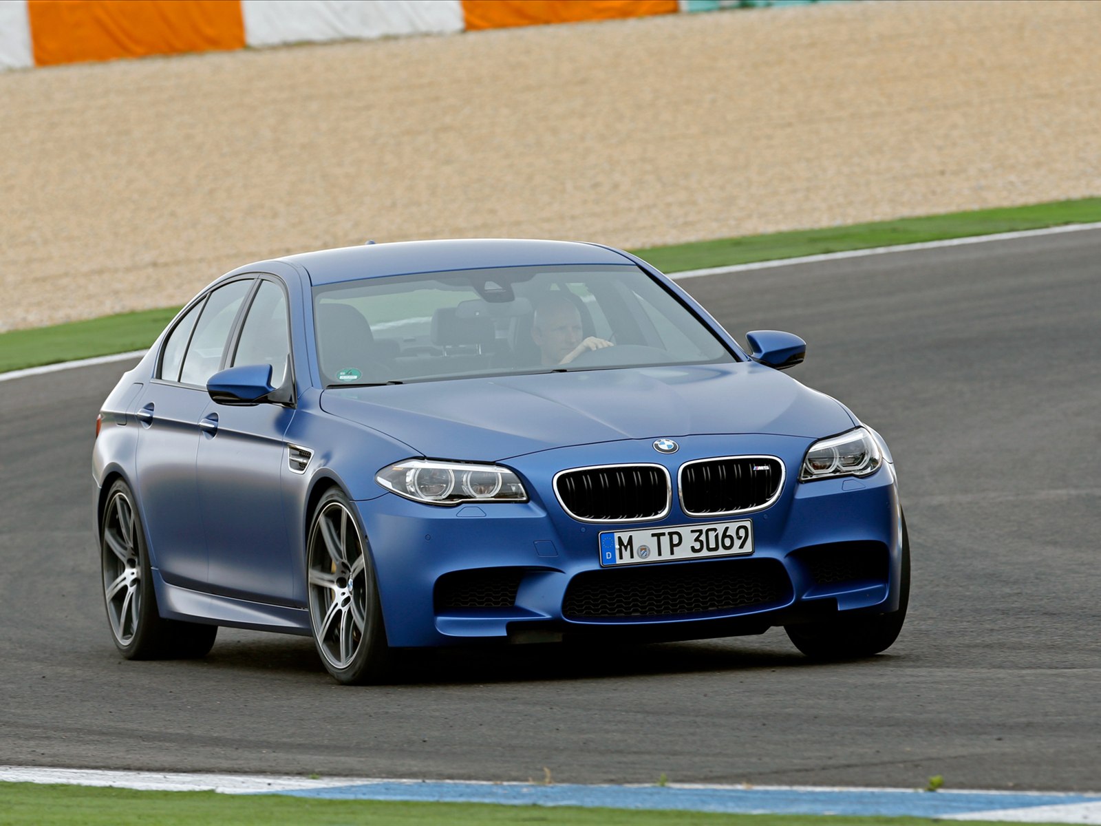 BMW M5 2014