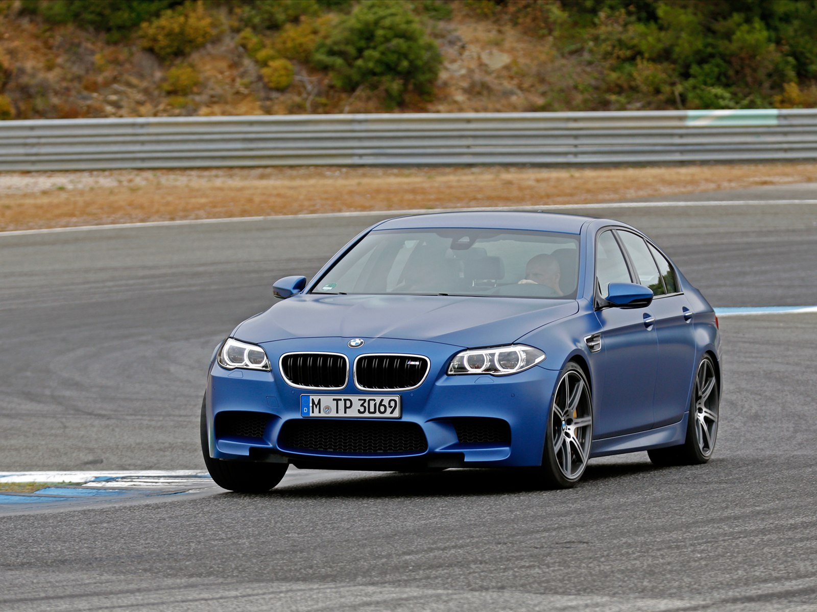 BMW M5 2014