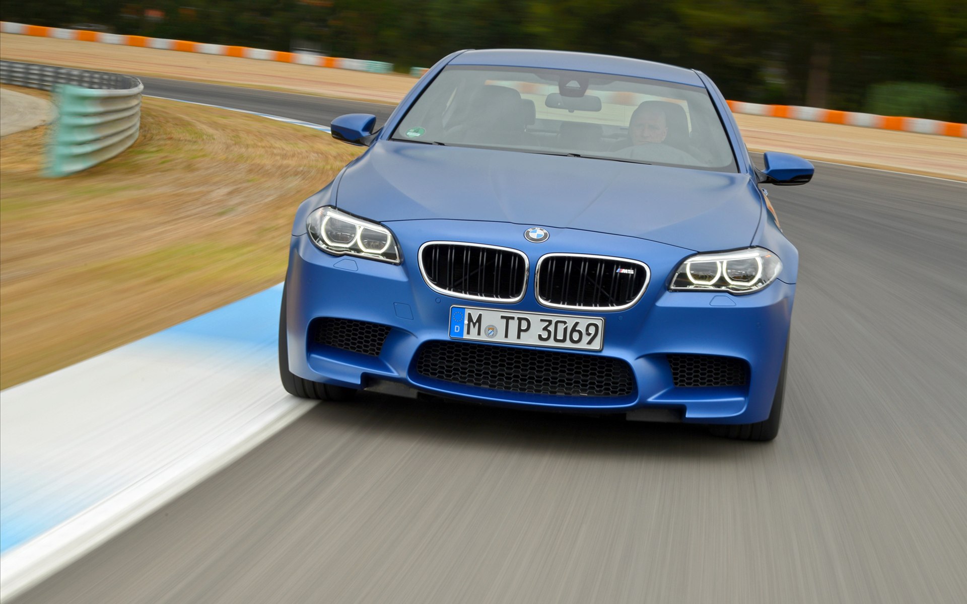 BMW M5 2014