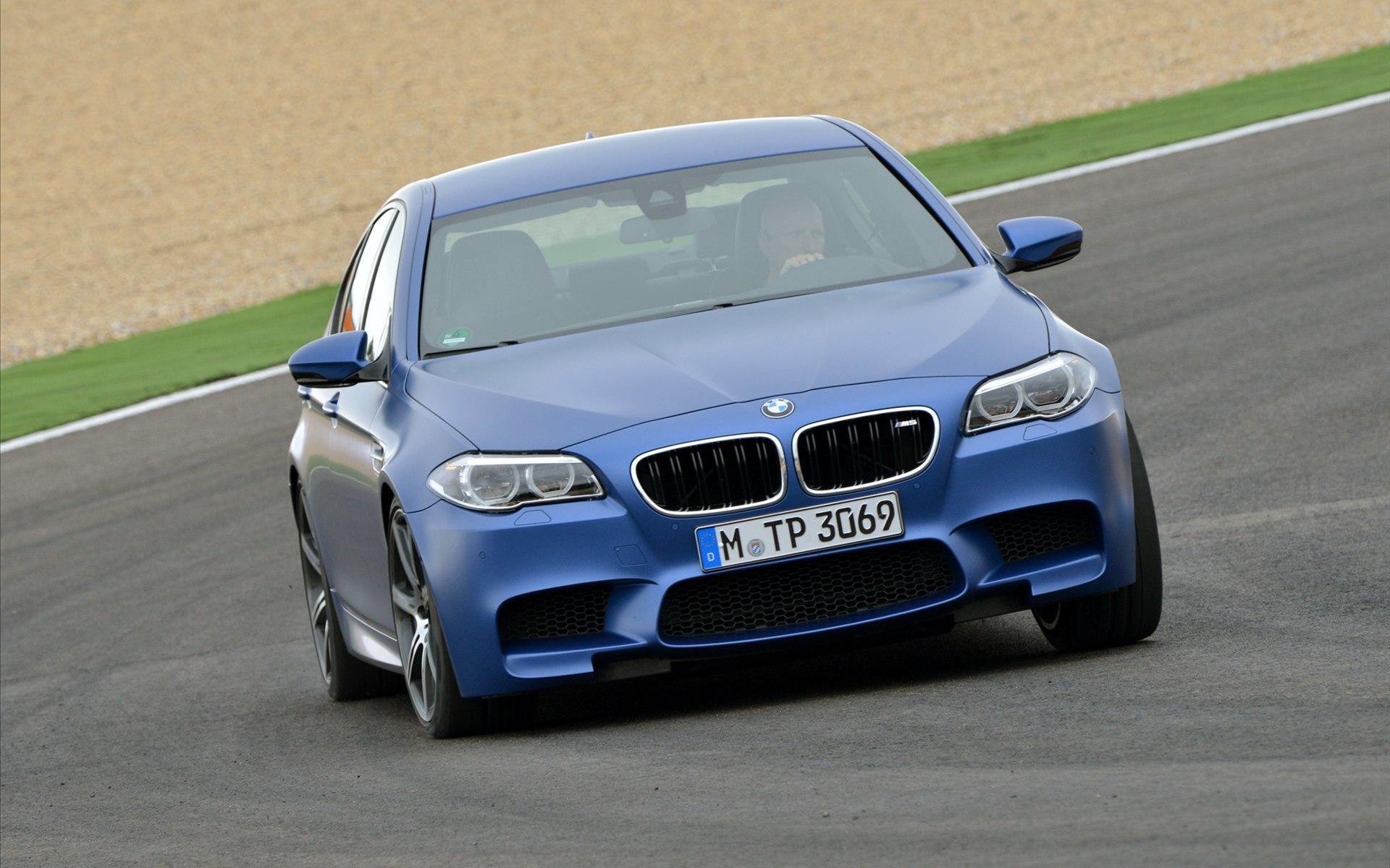 BMW M5 2014