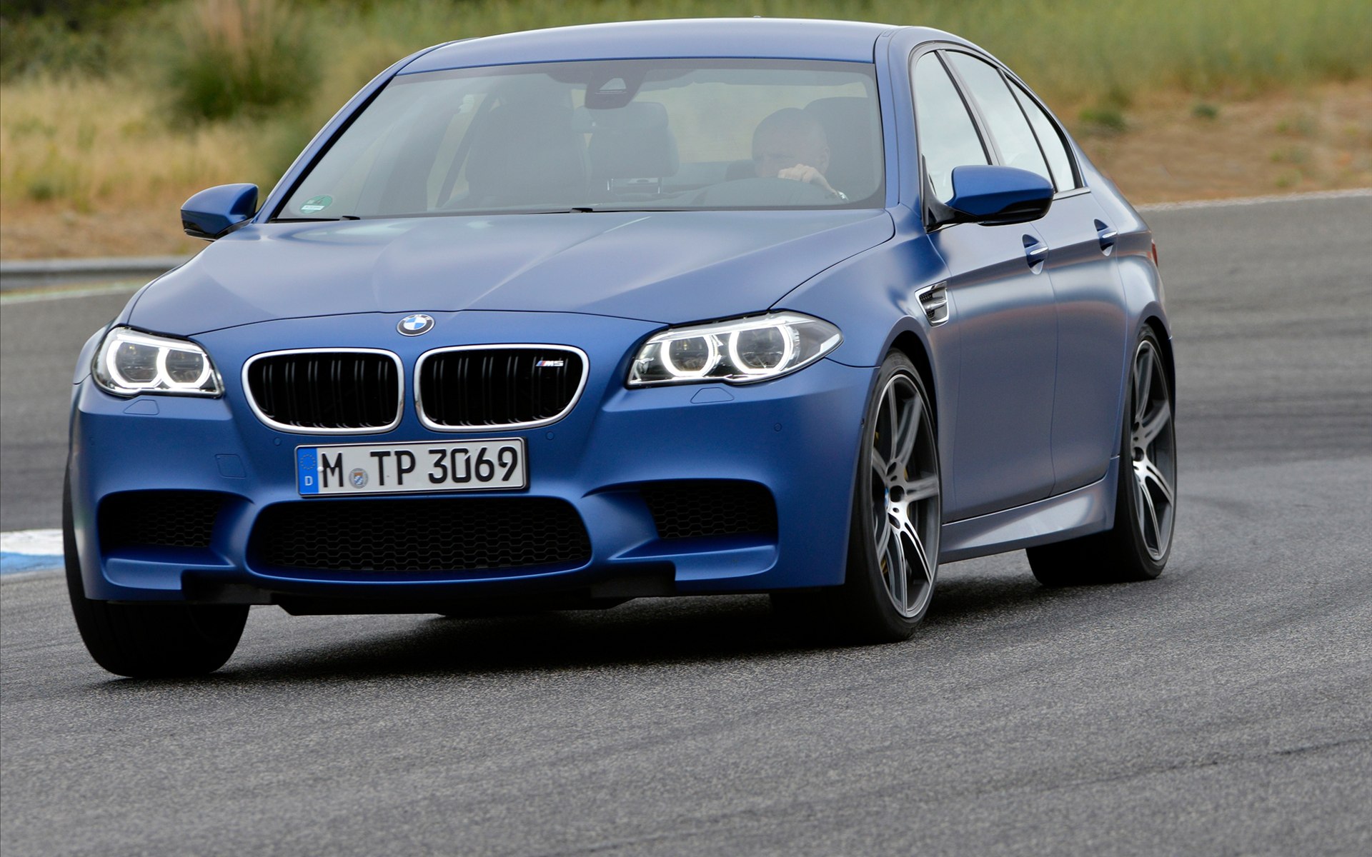 BMW M5 2014