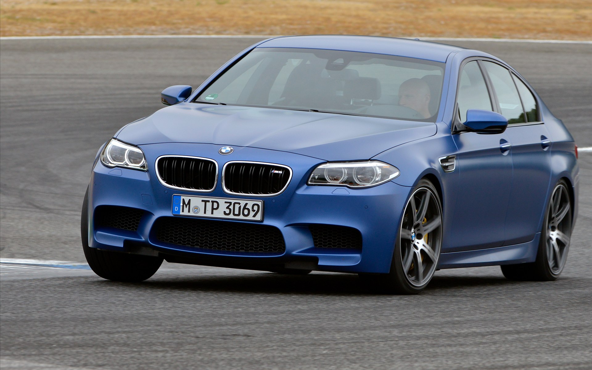 BMW M5 2014