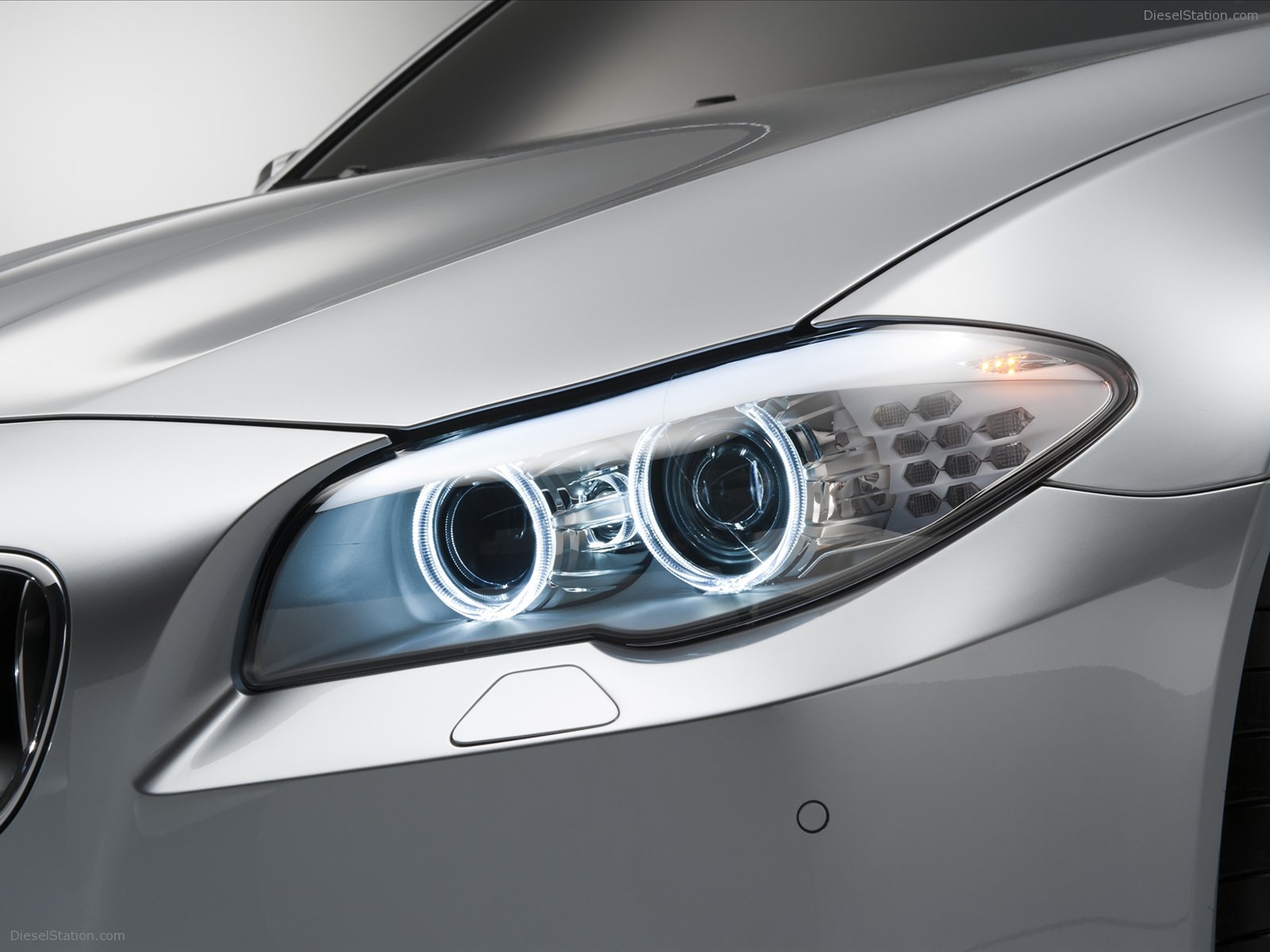 BMW M5 Concept Car 2011