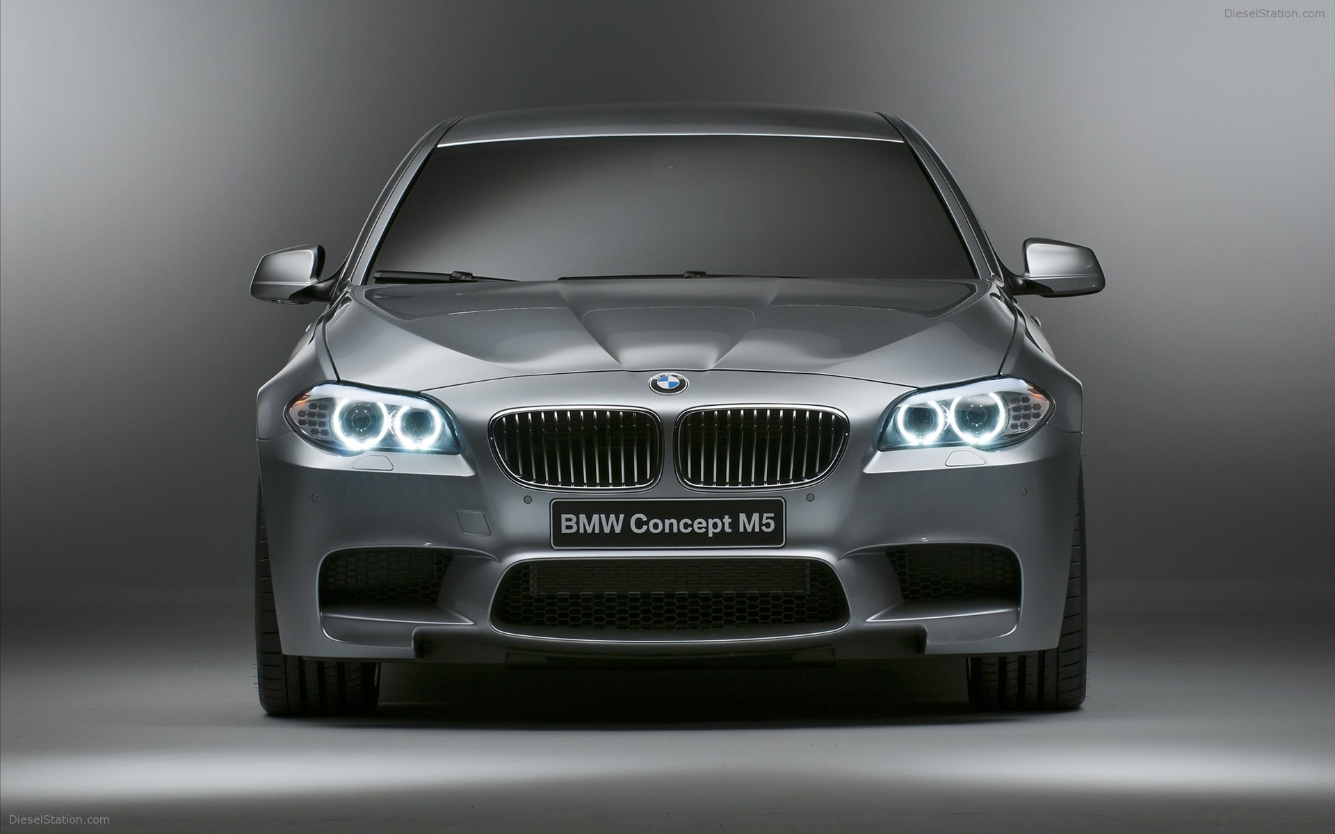 BMW M5 Concept Car 2011