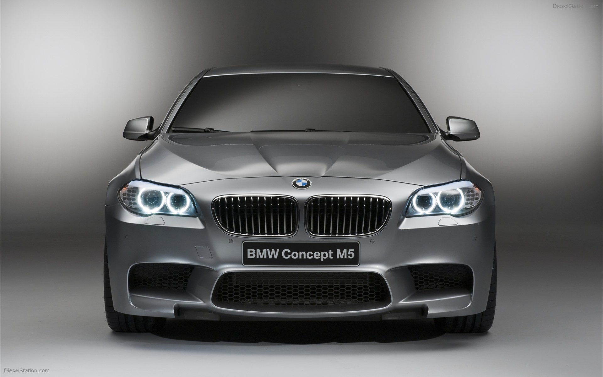 BMW M5 Concept Car 2011