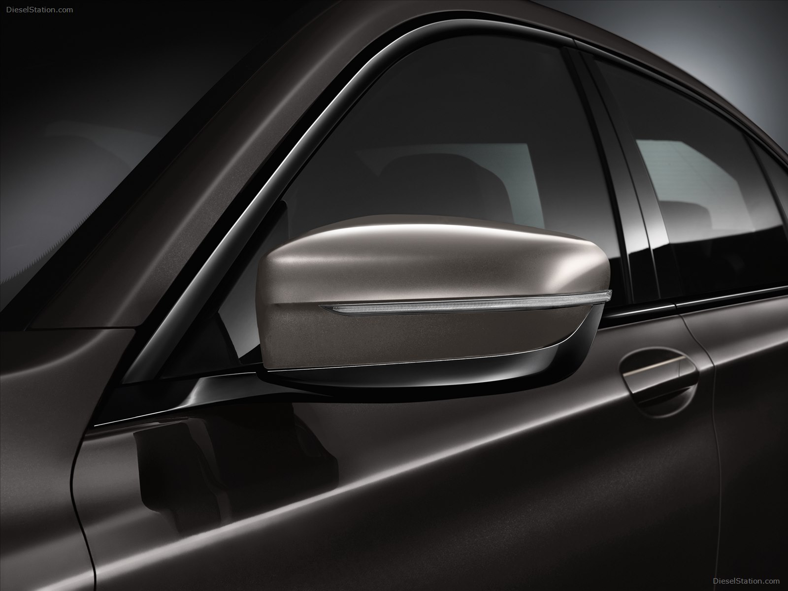 BMW M760Li xDrive 2017