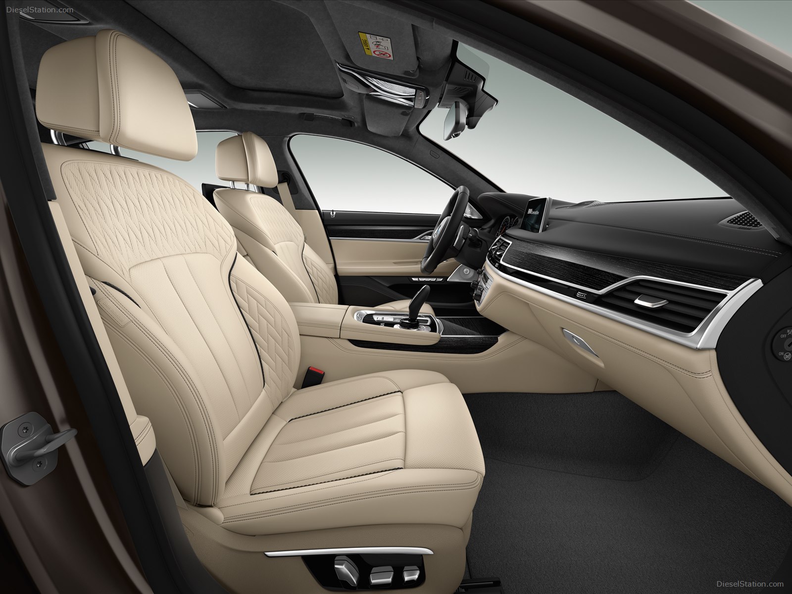 BMW M760Li xDrive 2017