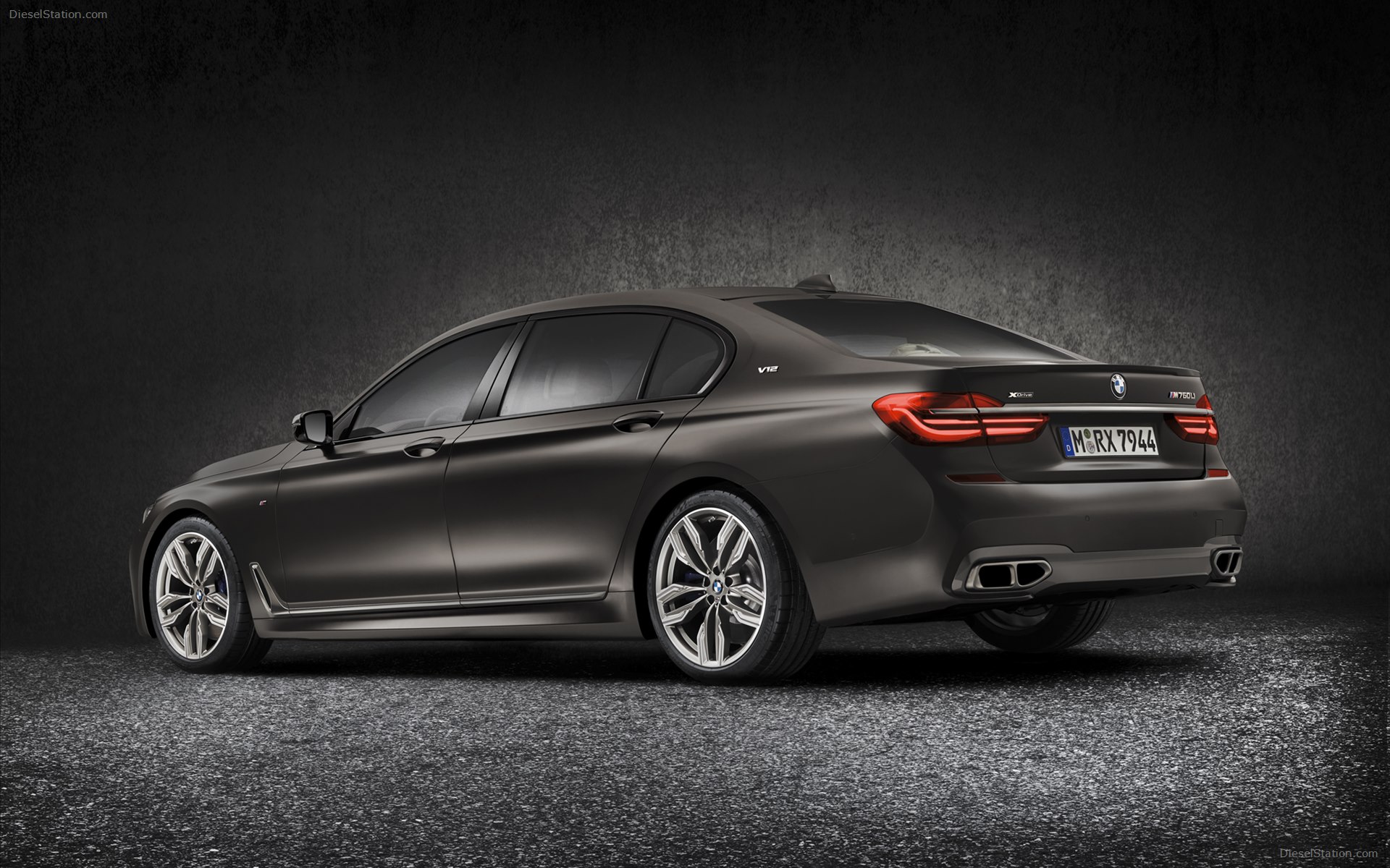 BMW M760Li xDrive 2017