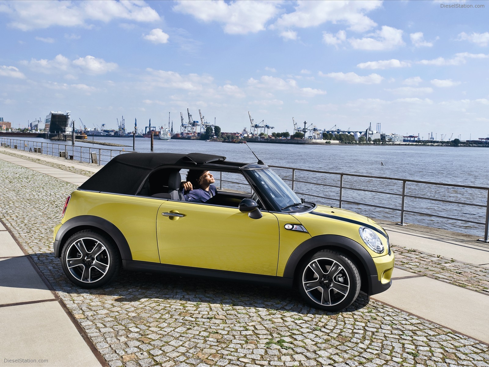 BMW Mini Convertible