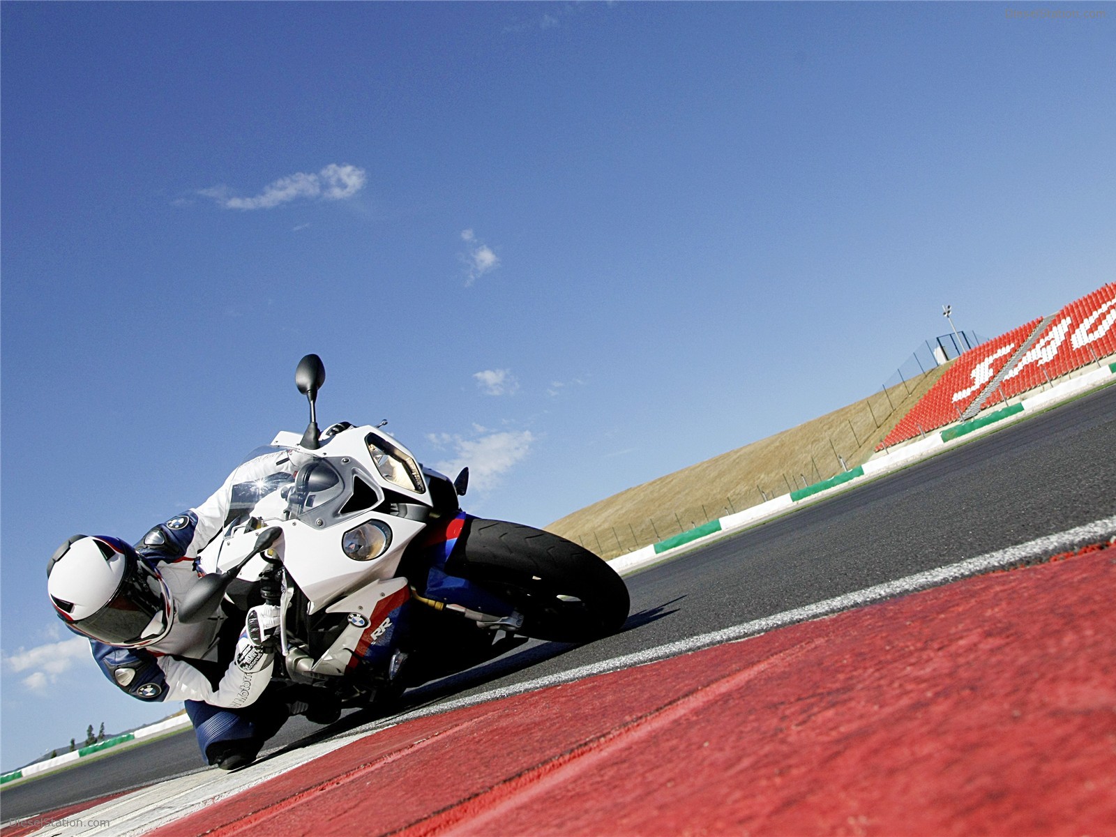 New BMW S 1000 RR