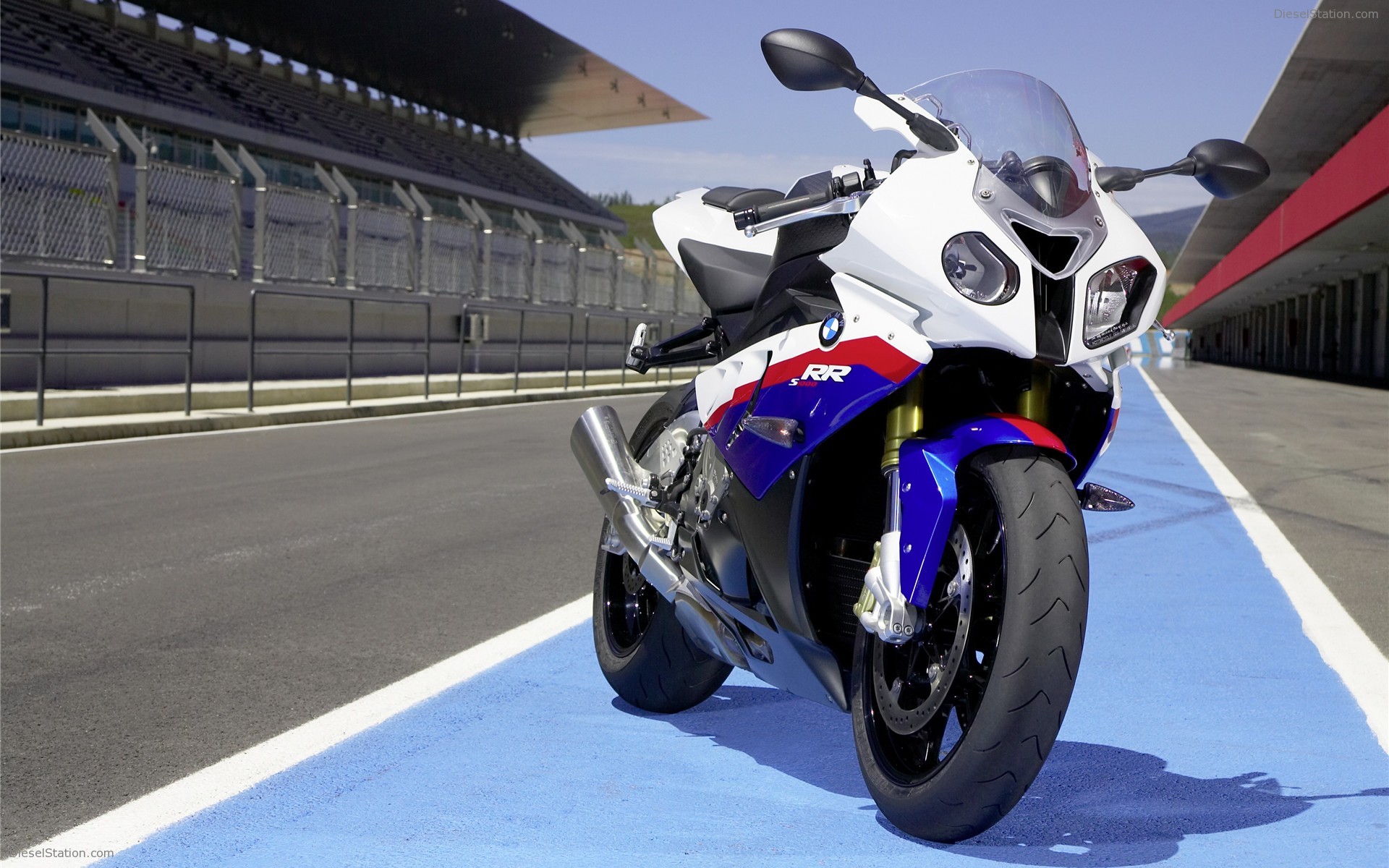 New BMW S 1000 RR