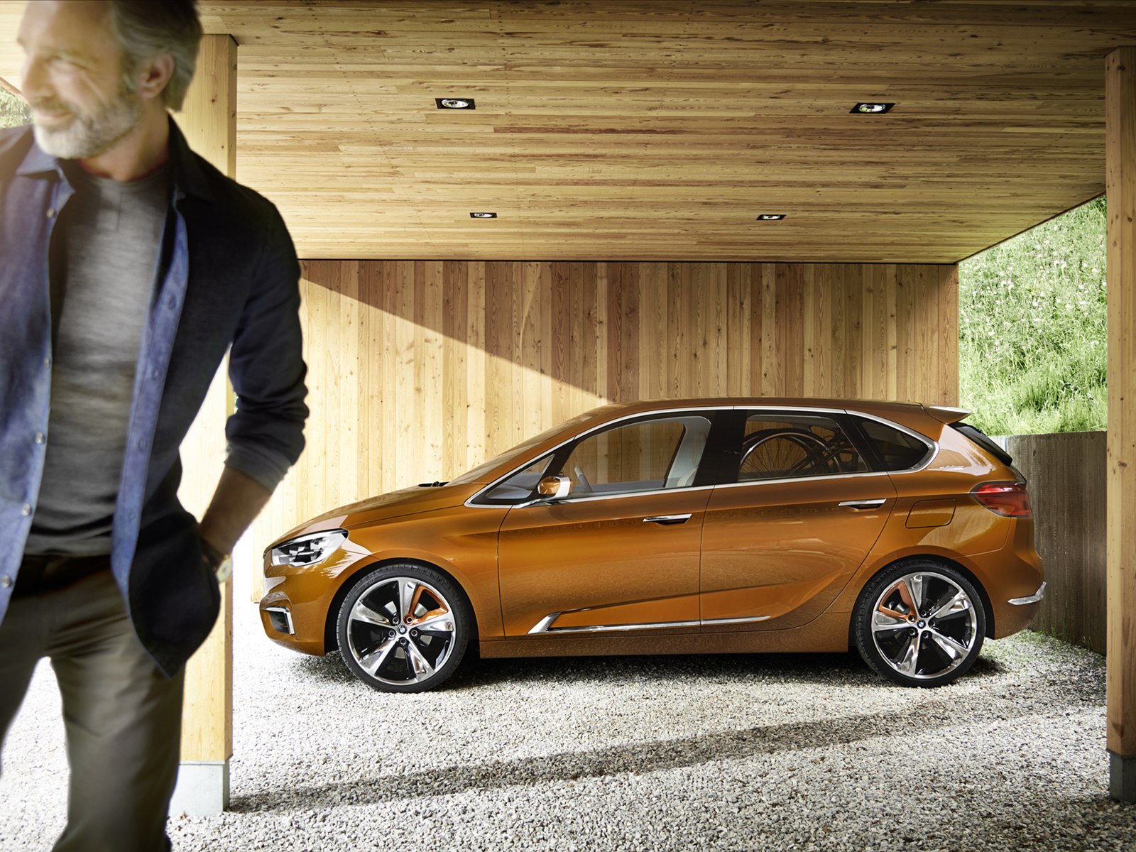 BMW Active Tourer Outdoor Concept 2013