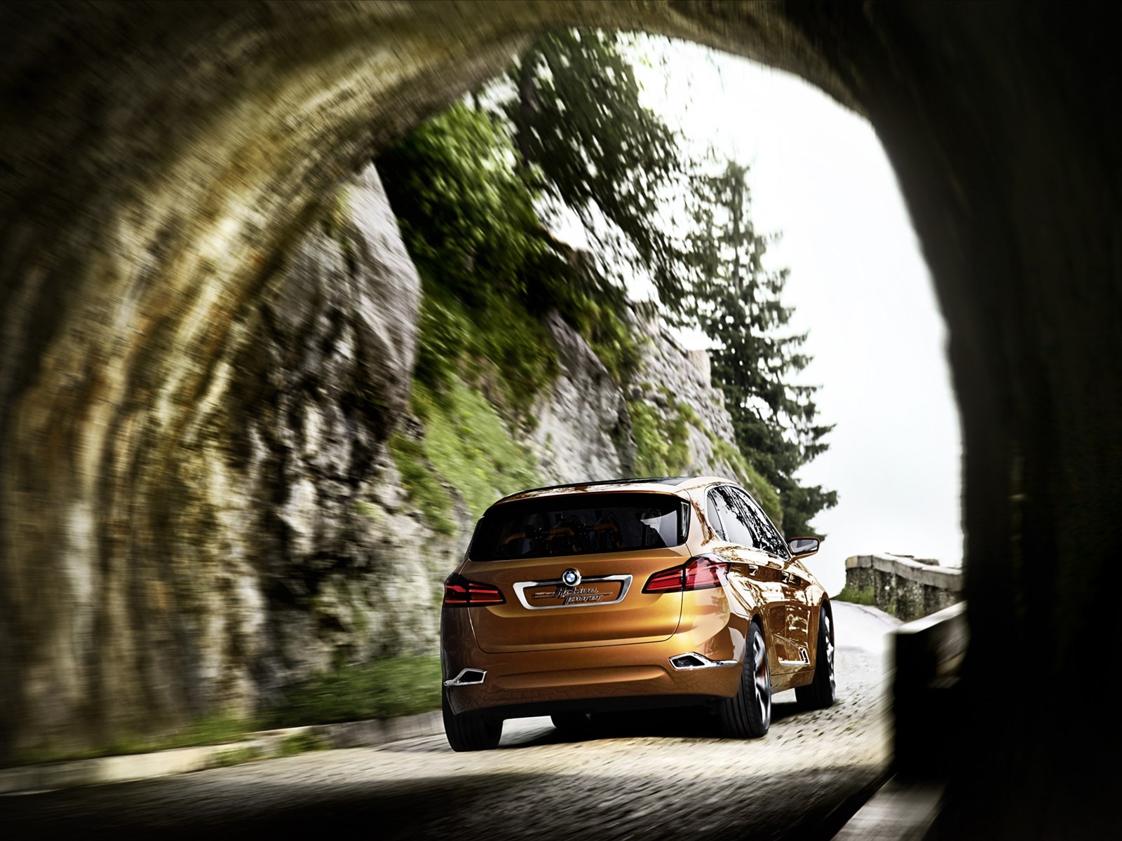 BMW Active Tourer Outdoor Concept 2013