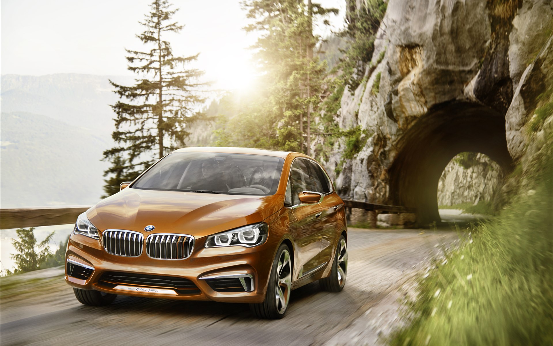 BMW Active Tourer Outdoor Concept 2013