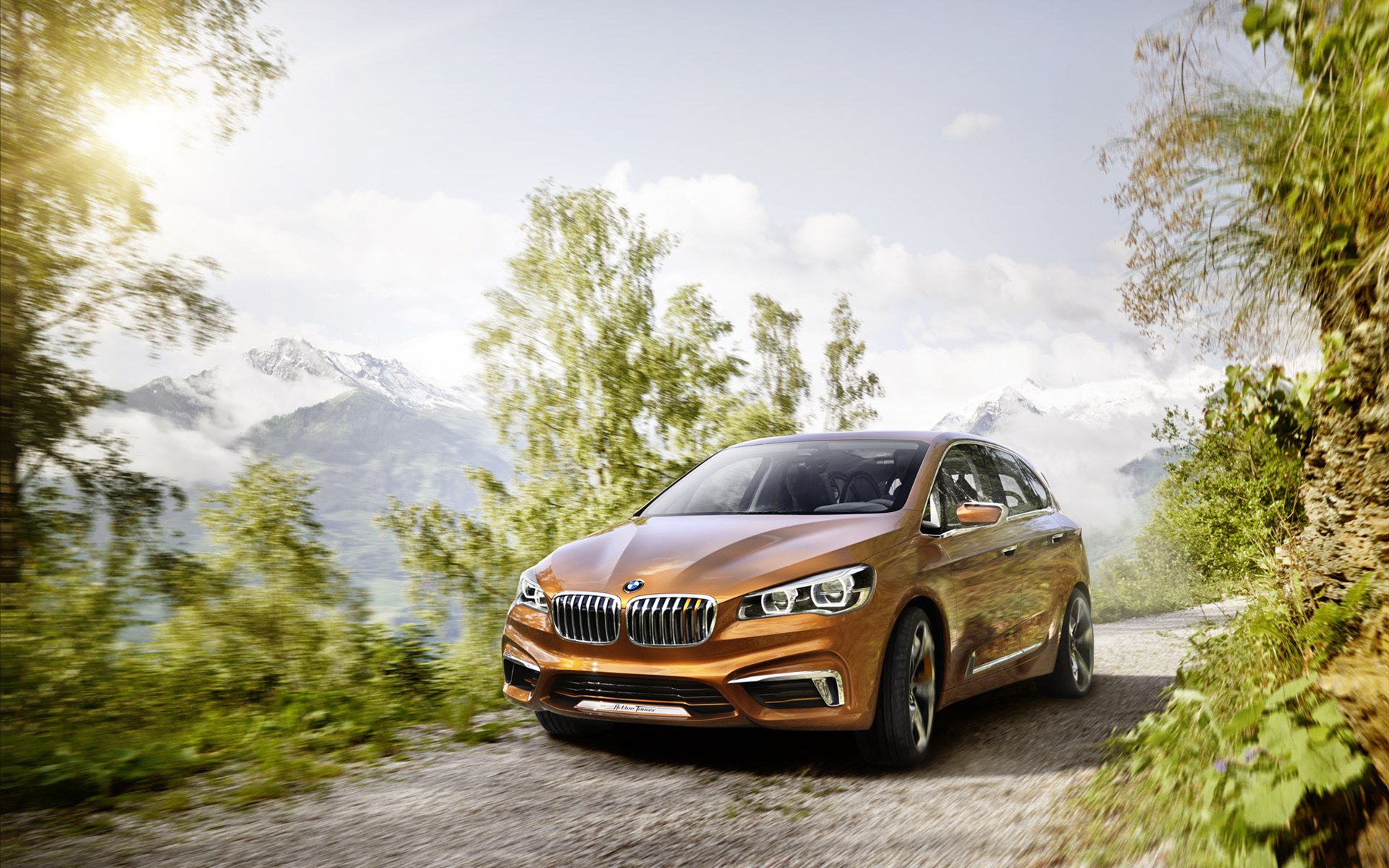 BMW Active Tourer Outdoor Concept 2013