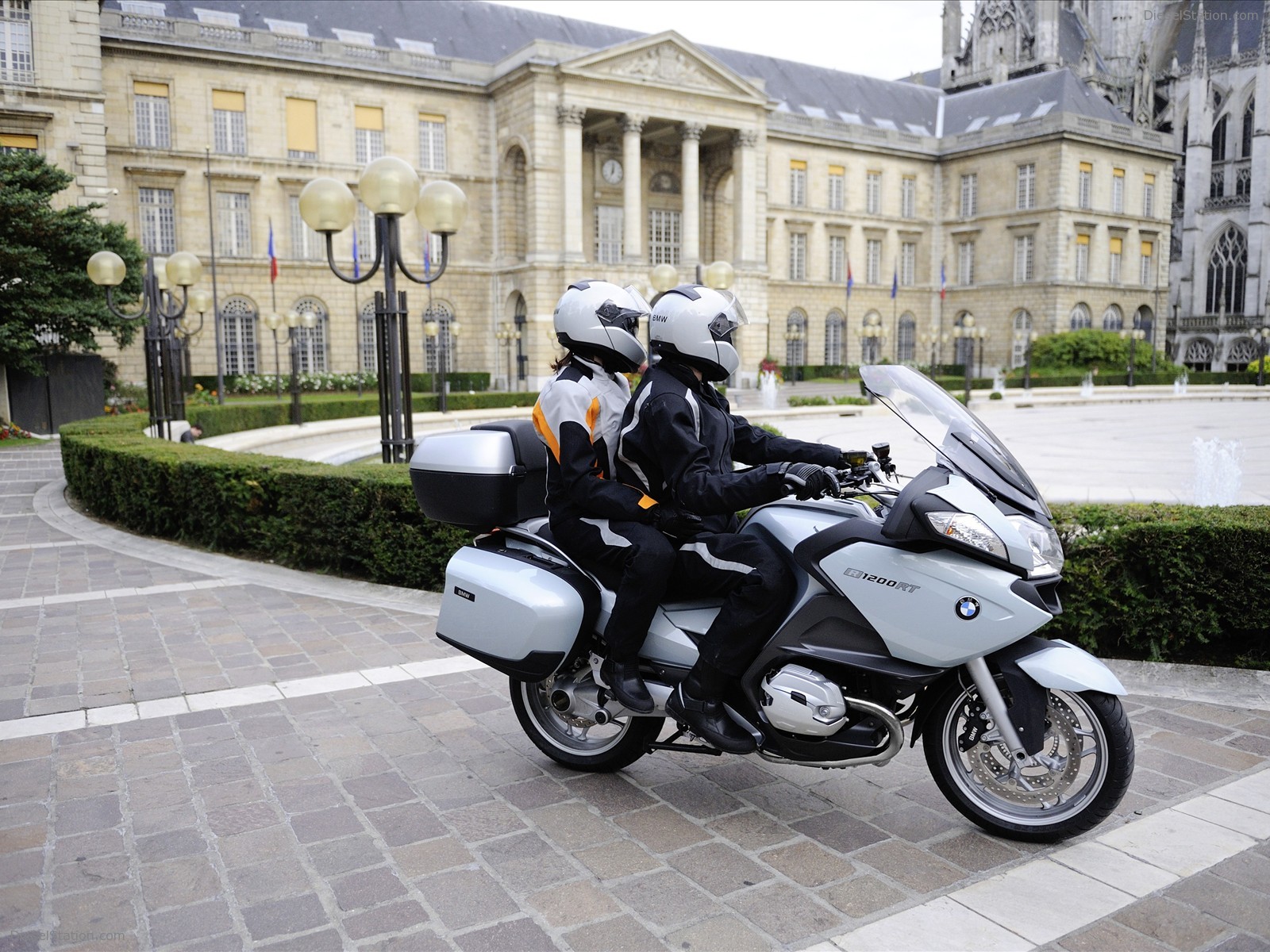 The New BMW R 1200 RT