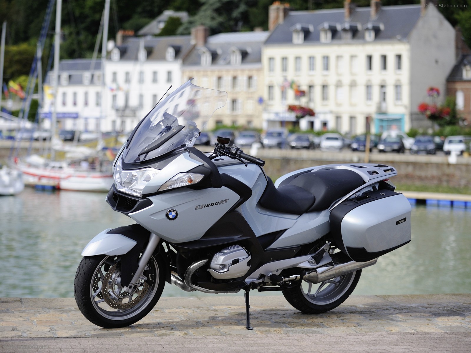 The New BMW R 1200 RT