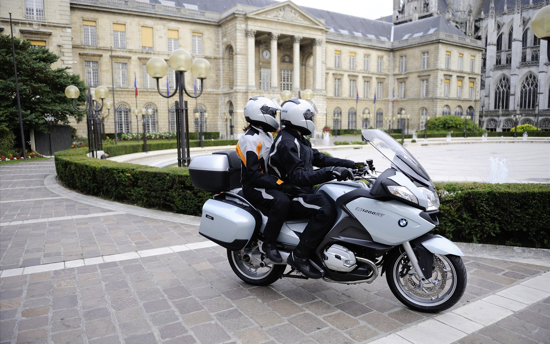 The New BMW R 1200 RT