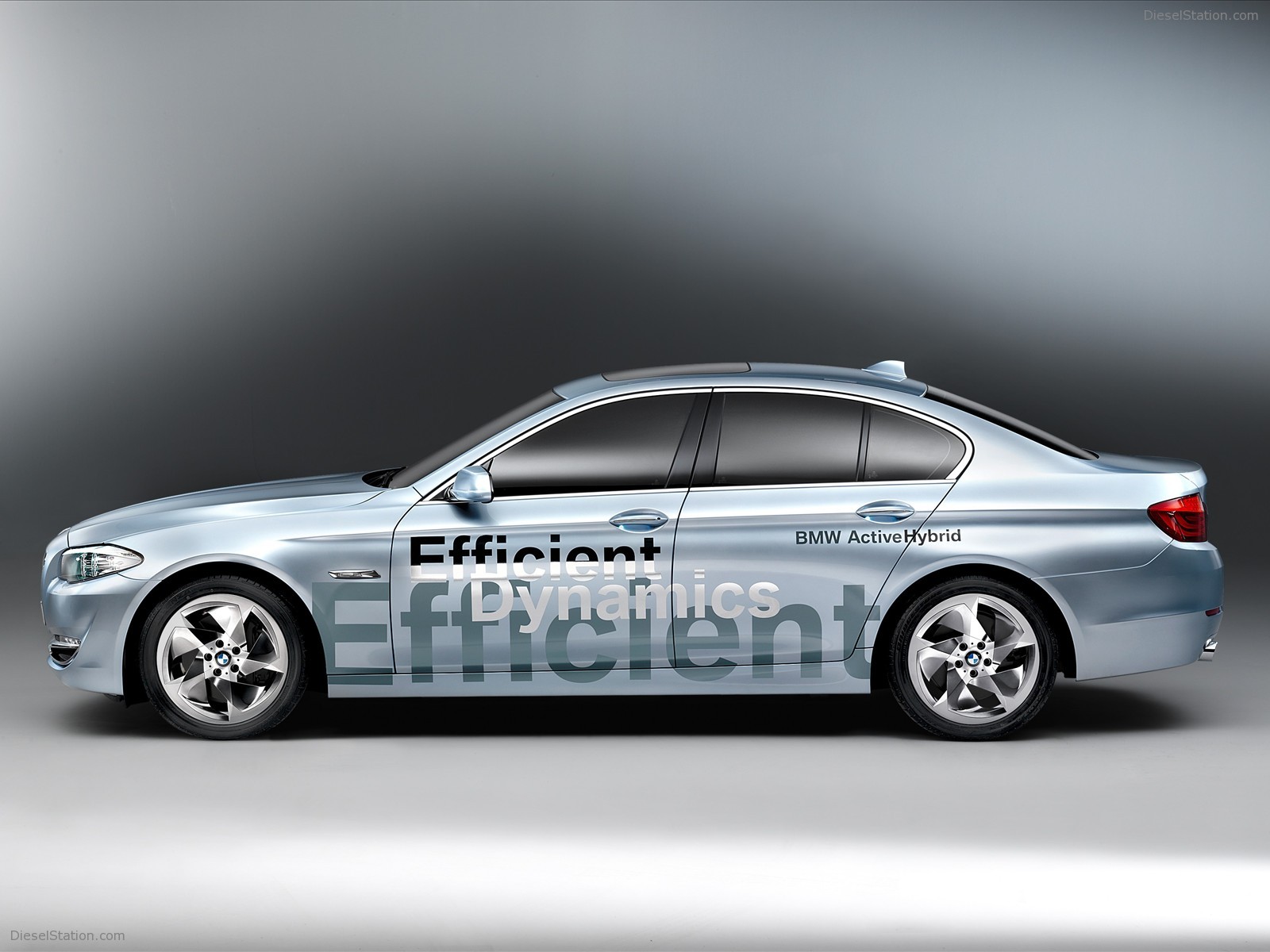 BMW Series 5 Active Hybrid Concept 2010