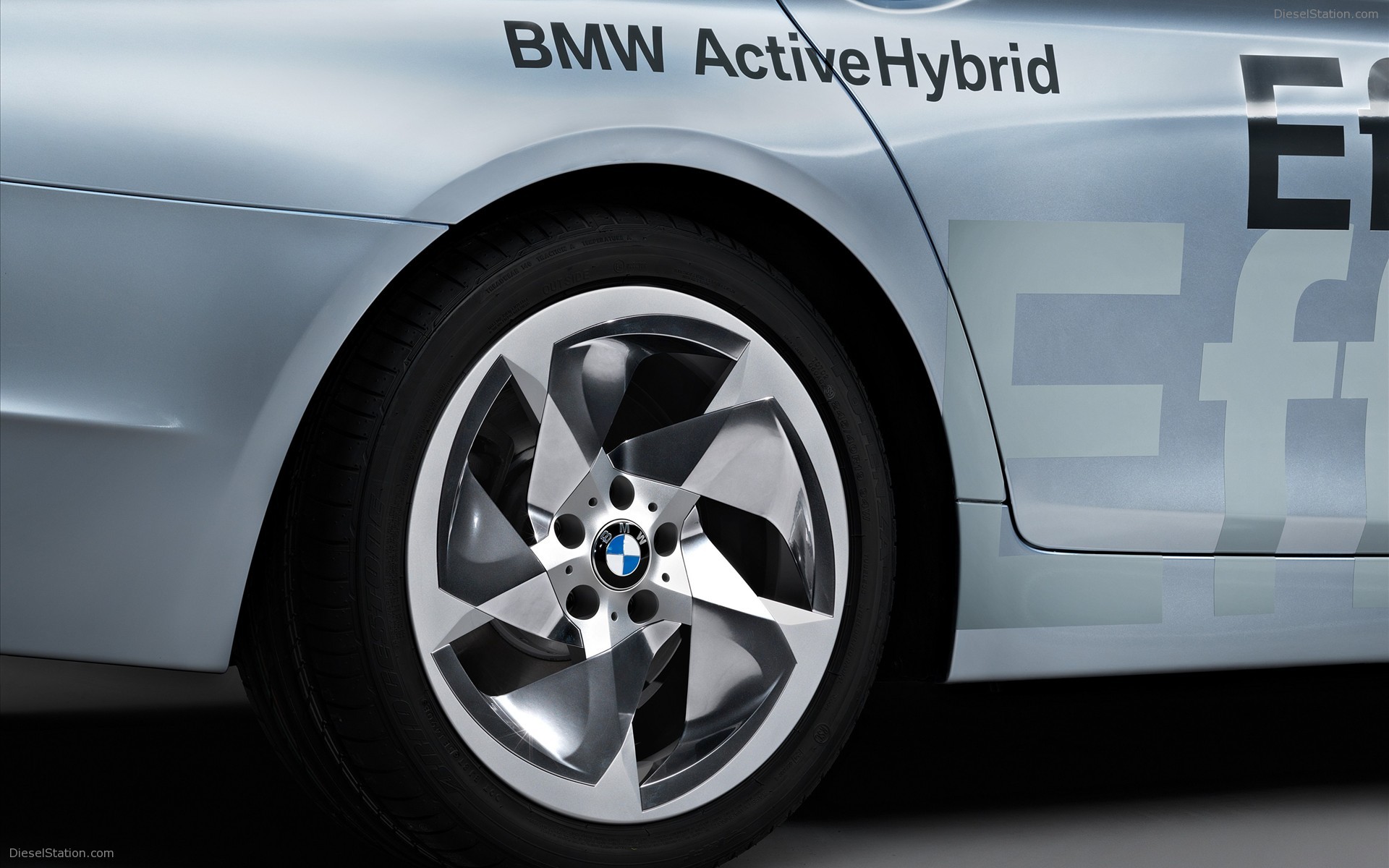 BMW Series 5 Active Hybrid Concept 2010